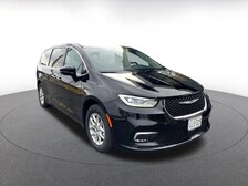 2024 Chrysler Pacifica Touring L -
                  Salt Lake City, UT