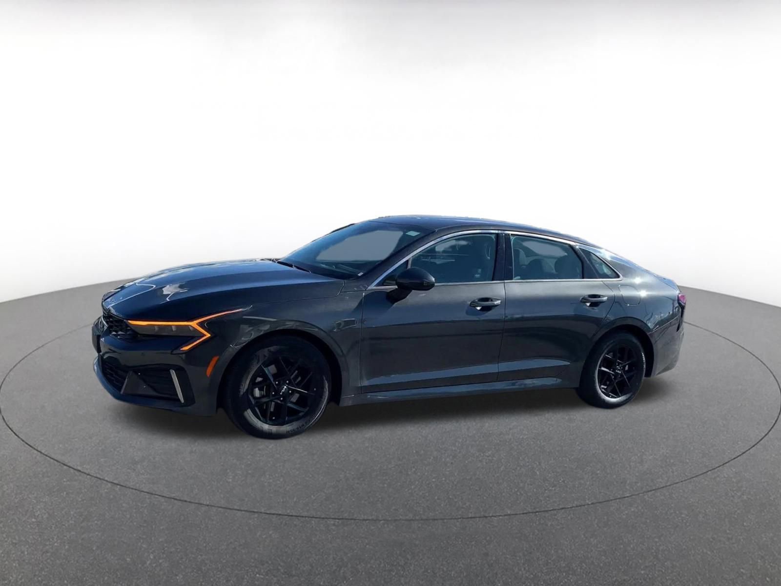 Thumbnail: 2025 Kia K5 - 8