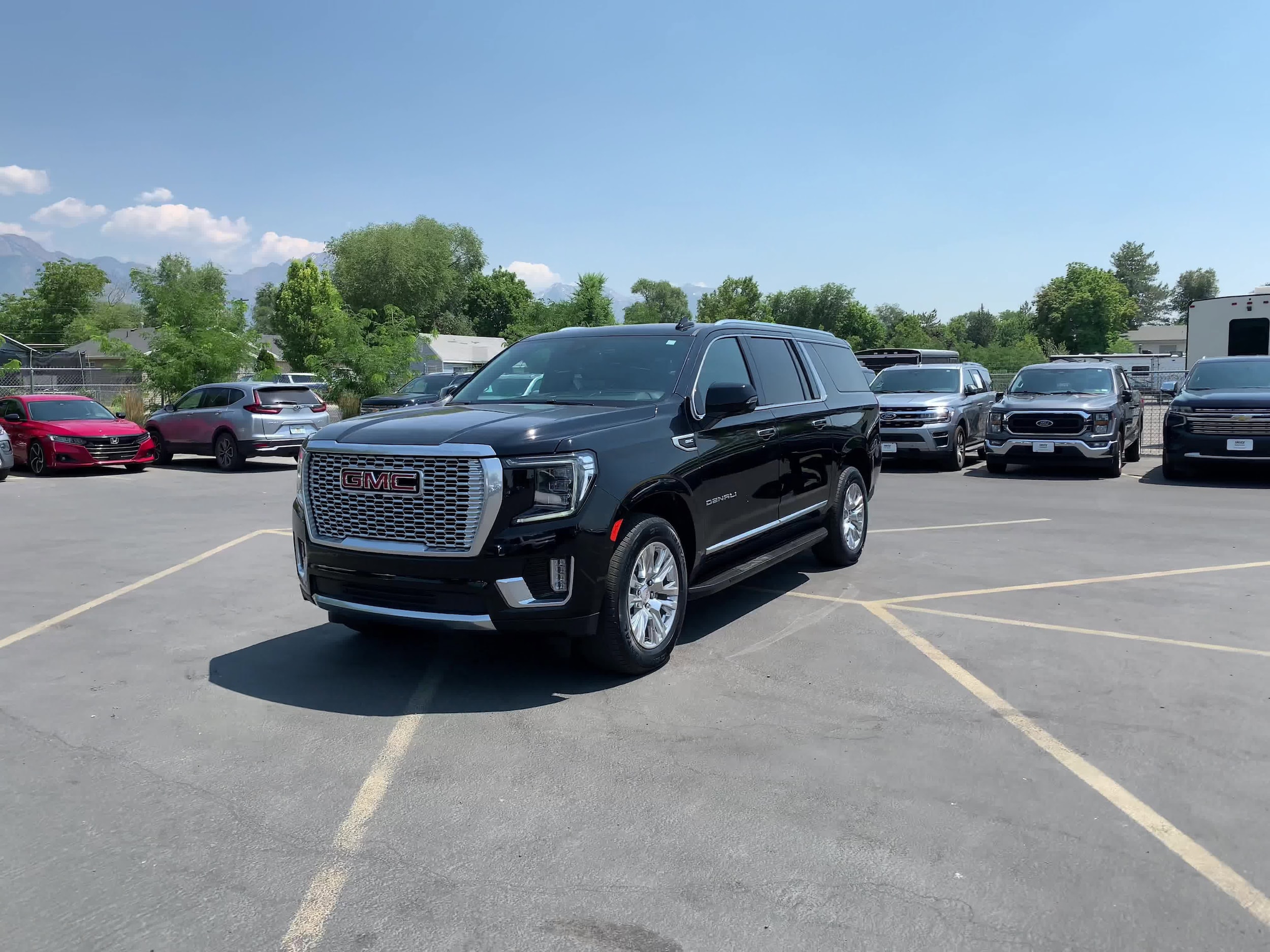 2023 GMC Yukon XL Denali 6