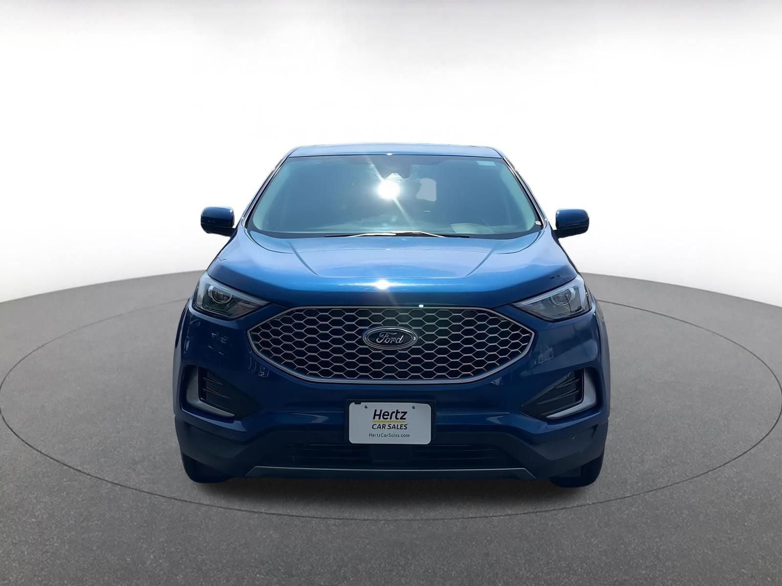 Thumbnail: 2023 Ford Edge - 4