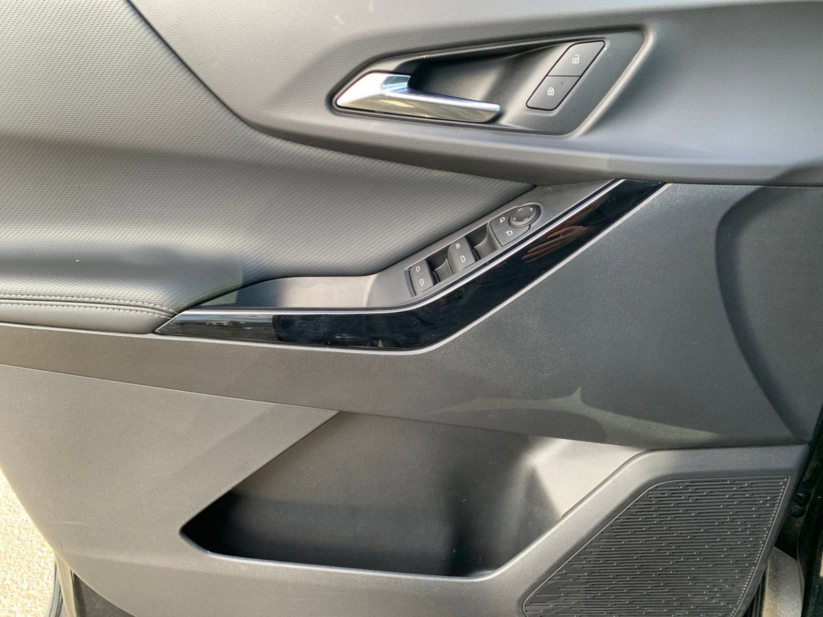 Thumbnail: 2025 Chevrolet Equinox - 20