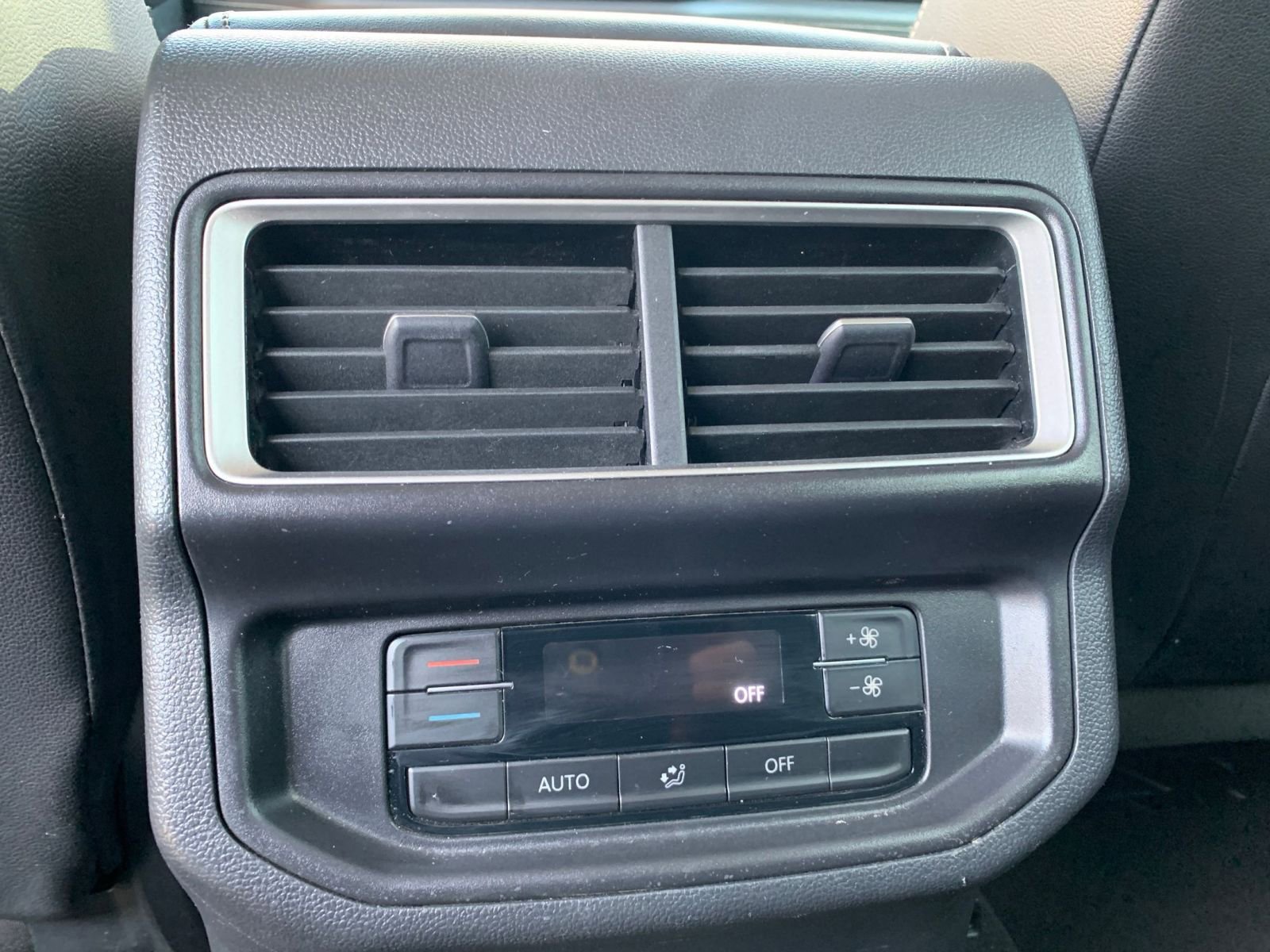 Thumbnail: 2025 Volkswagen Atlas - 27