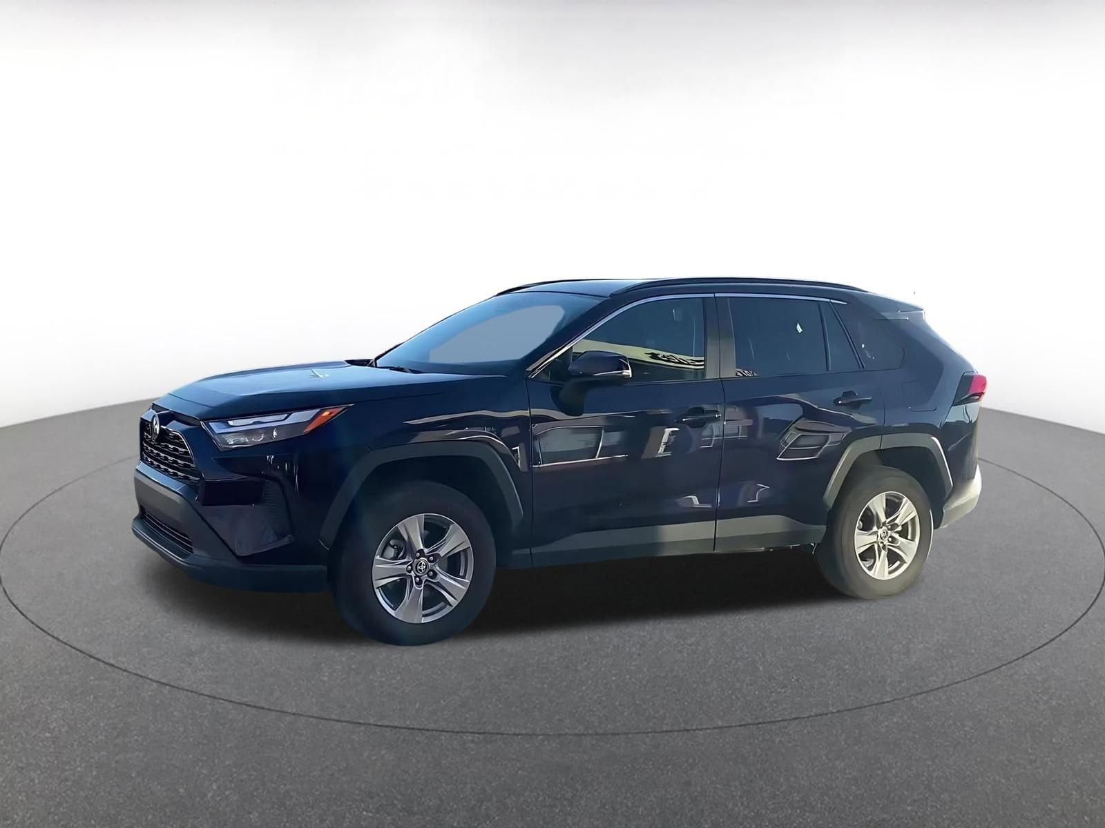 Thumbnail: 2025 Toyota RAV4 - 8