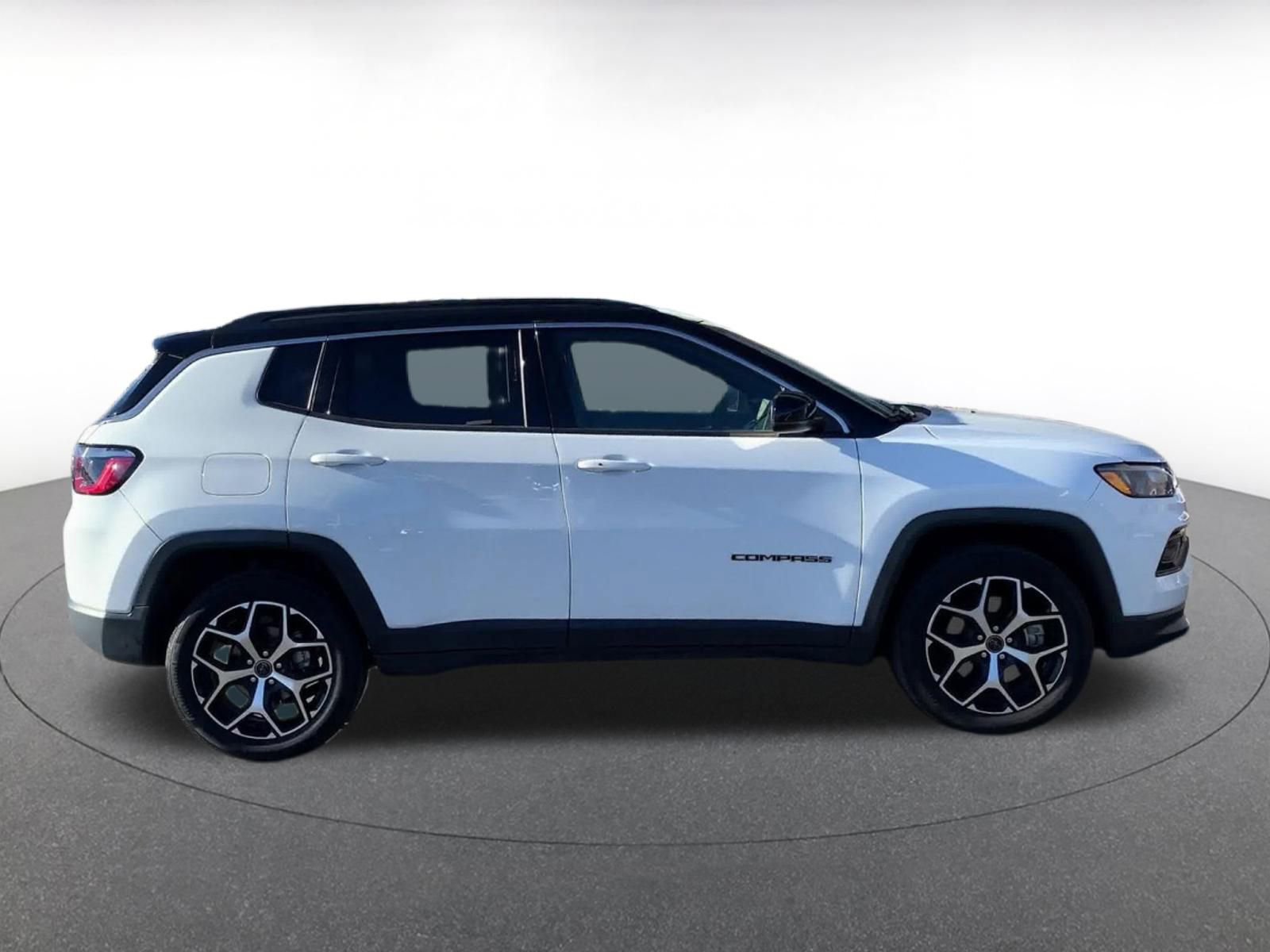 Thumbnail: 2025 Jeep Compass - 16
