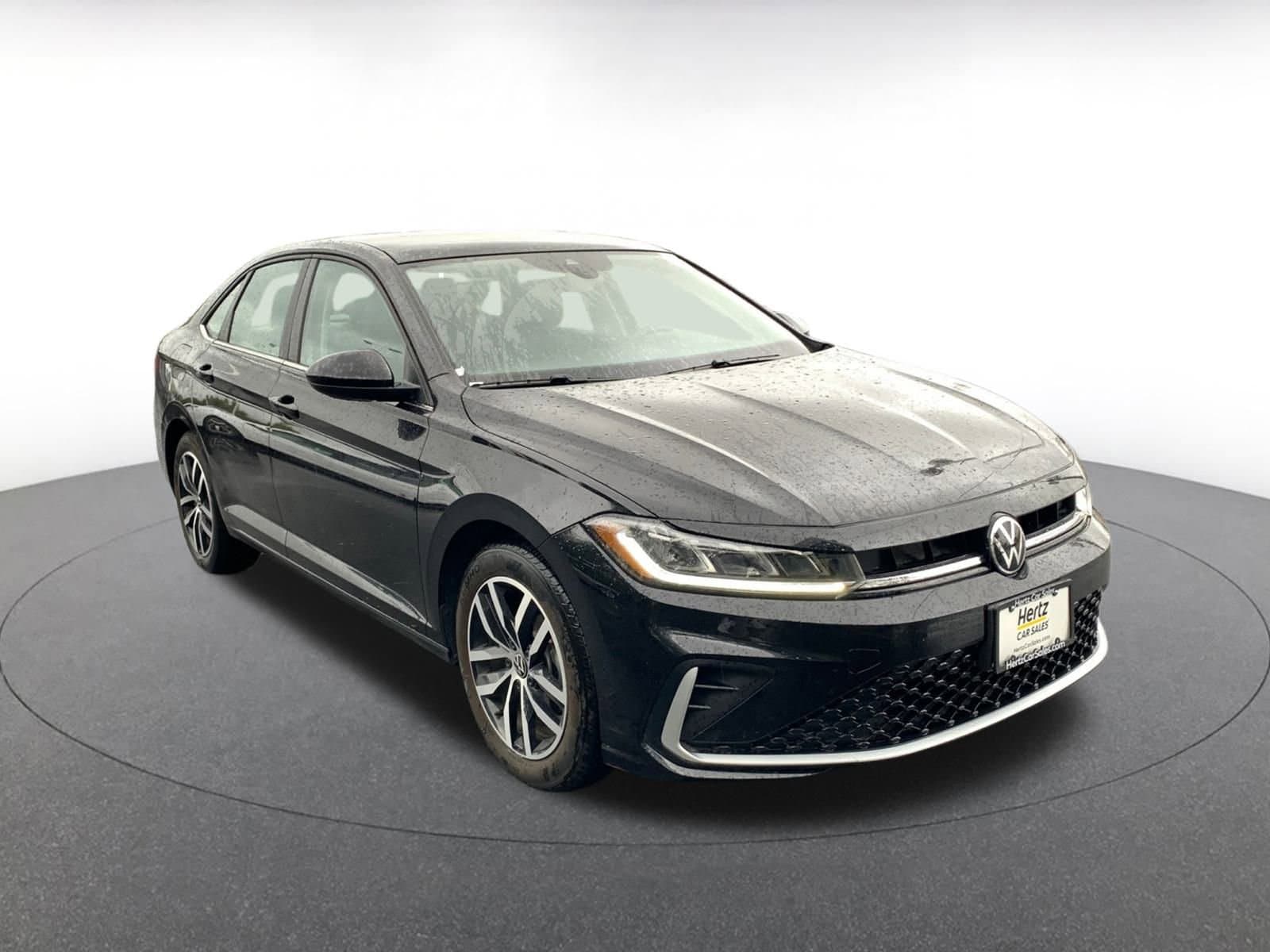 Thumbnail: 2025 Volkswagen Jetta - 1