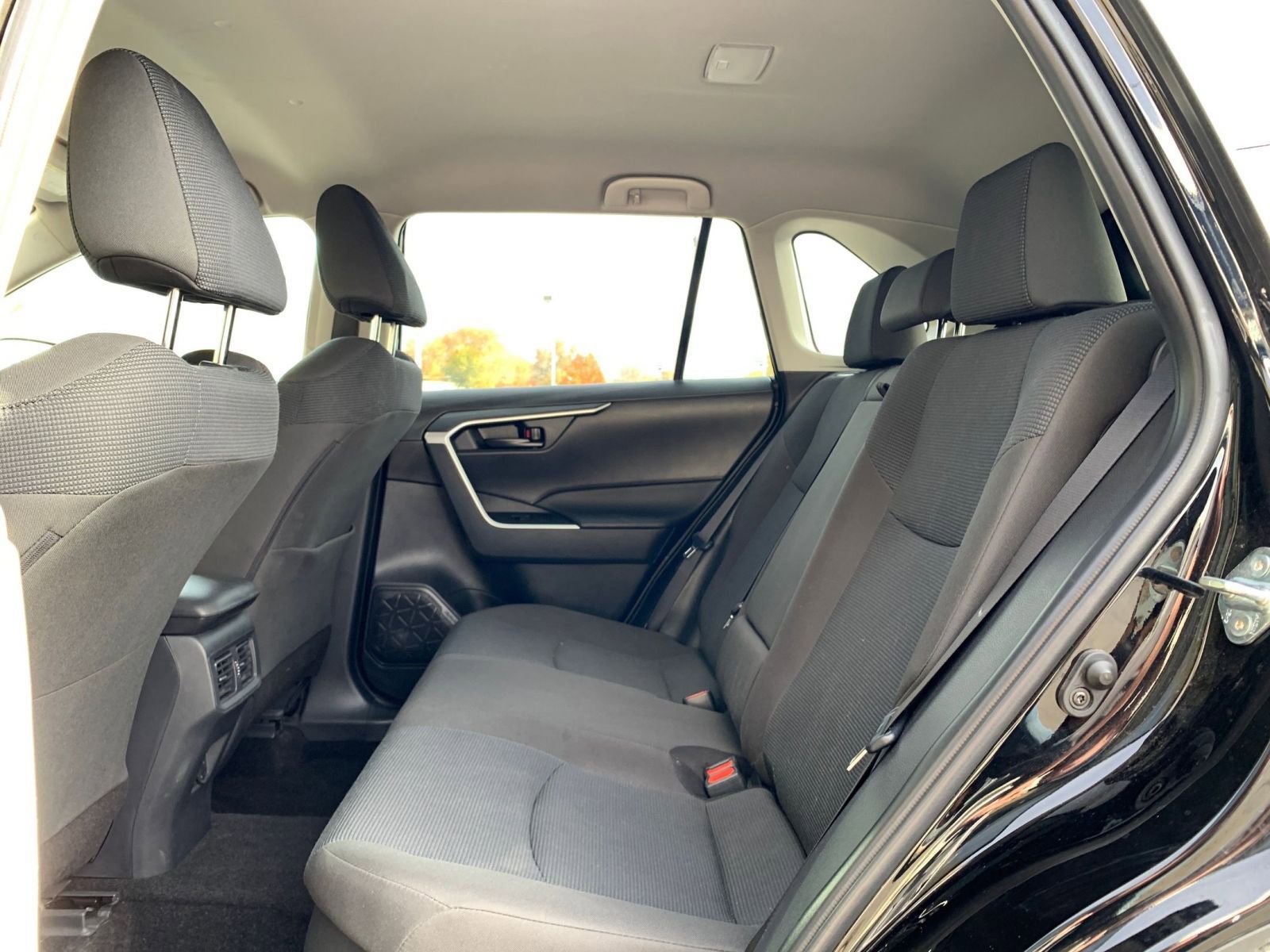 Thumbnail: 2025 Toyota RAV4 - 24