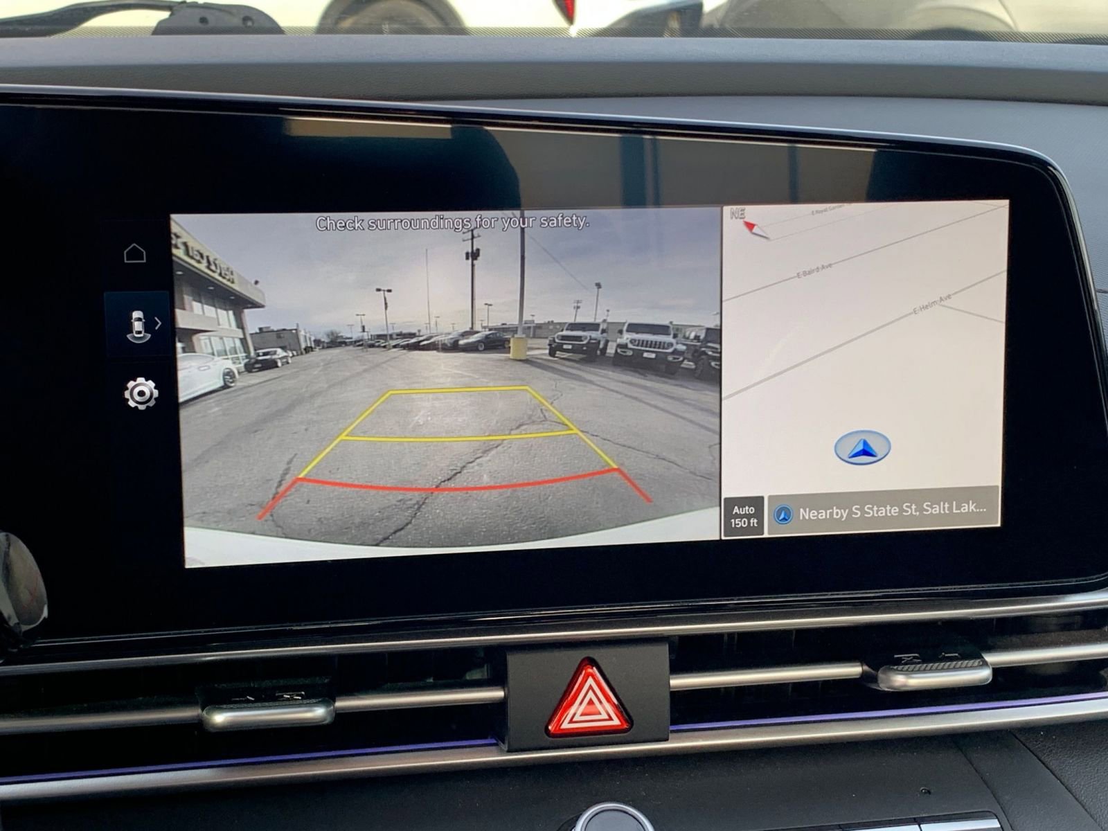 Thumbnail: 2025 Hyundai Elantra - 24