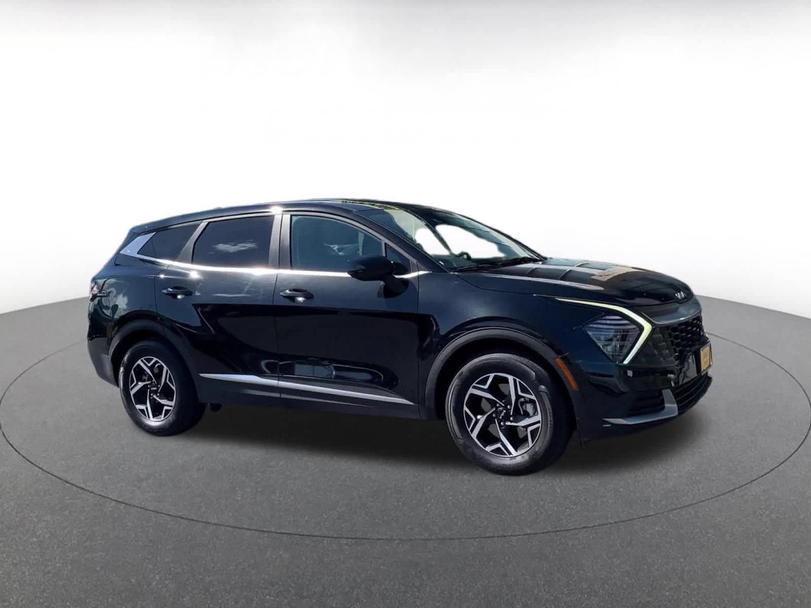 Thumbnail: 2025 Kia Sportage - 2
