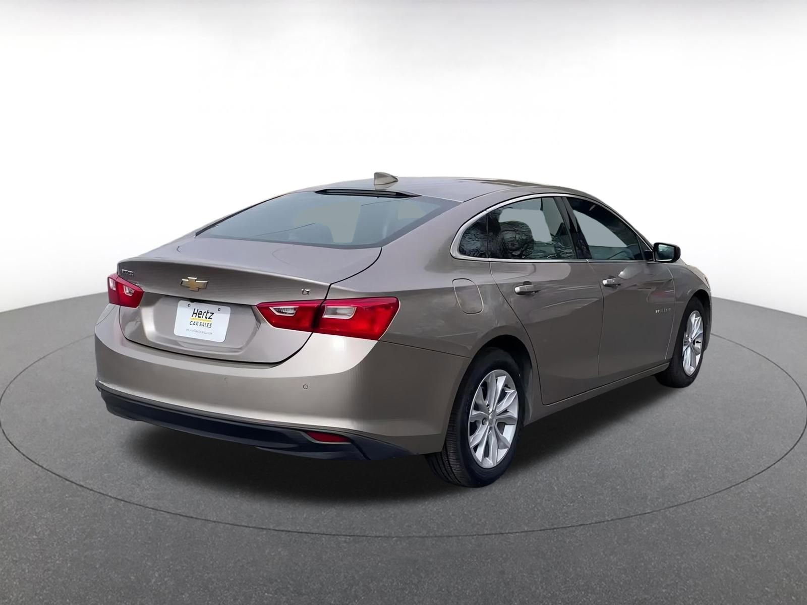 Thumbnail: 2023 Chevrolet Malibu - 13