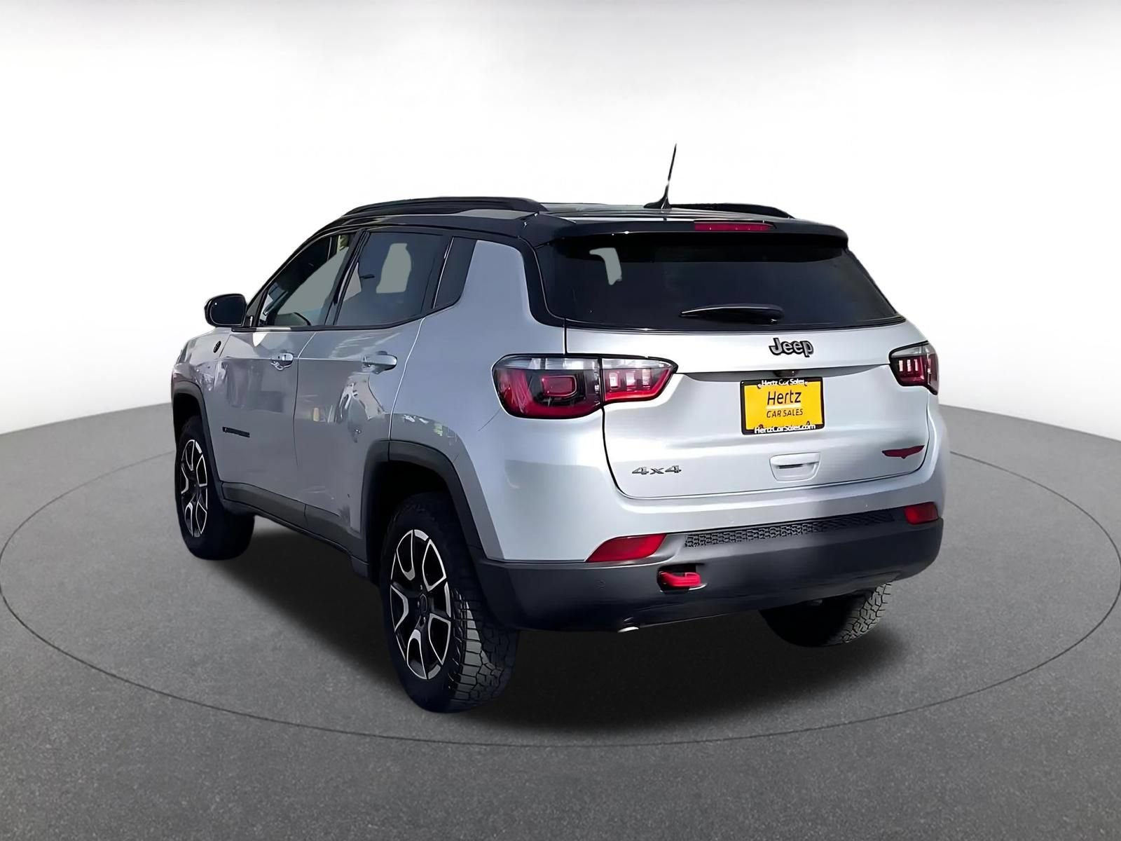 Thumbnail: 2025 Jeep Compass - 10