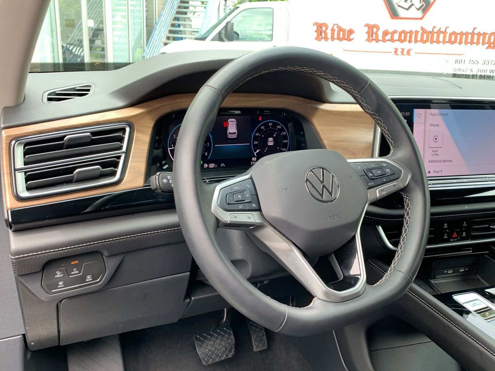 Thumbnail: 2024 Volkswagen Atlas - 34