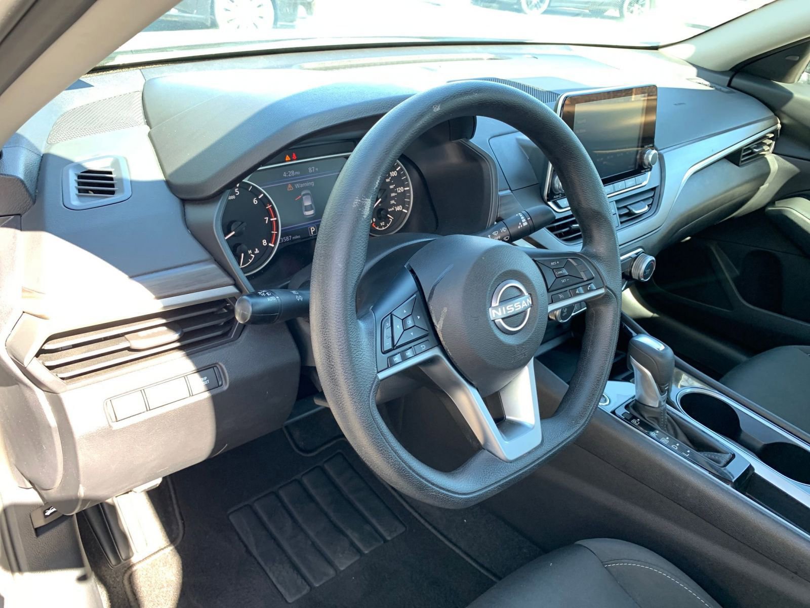 Thumbnail: 2024 Nissan Altima - 33