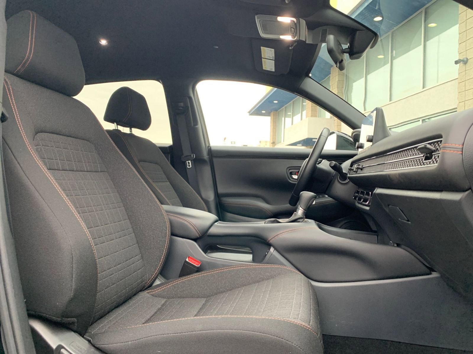 Thumbnail: 2025 Honda HR-V - 34