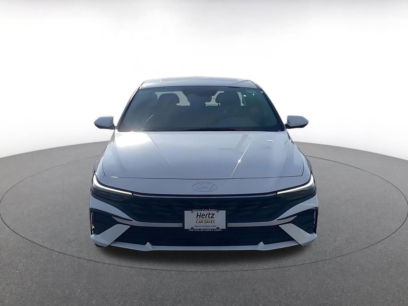 Thumbnail: 2025 Hyundai Elantra - 4