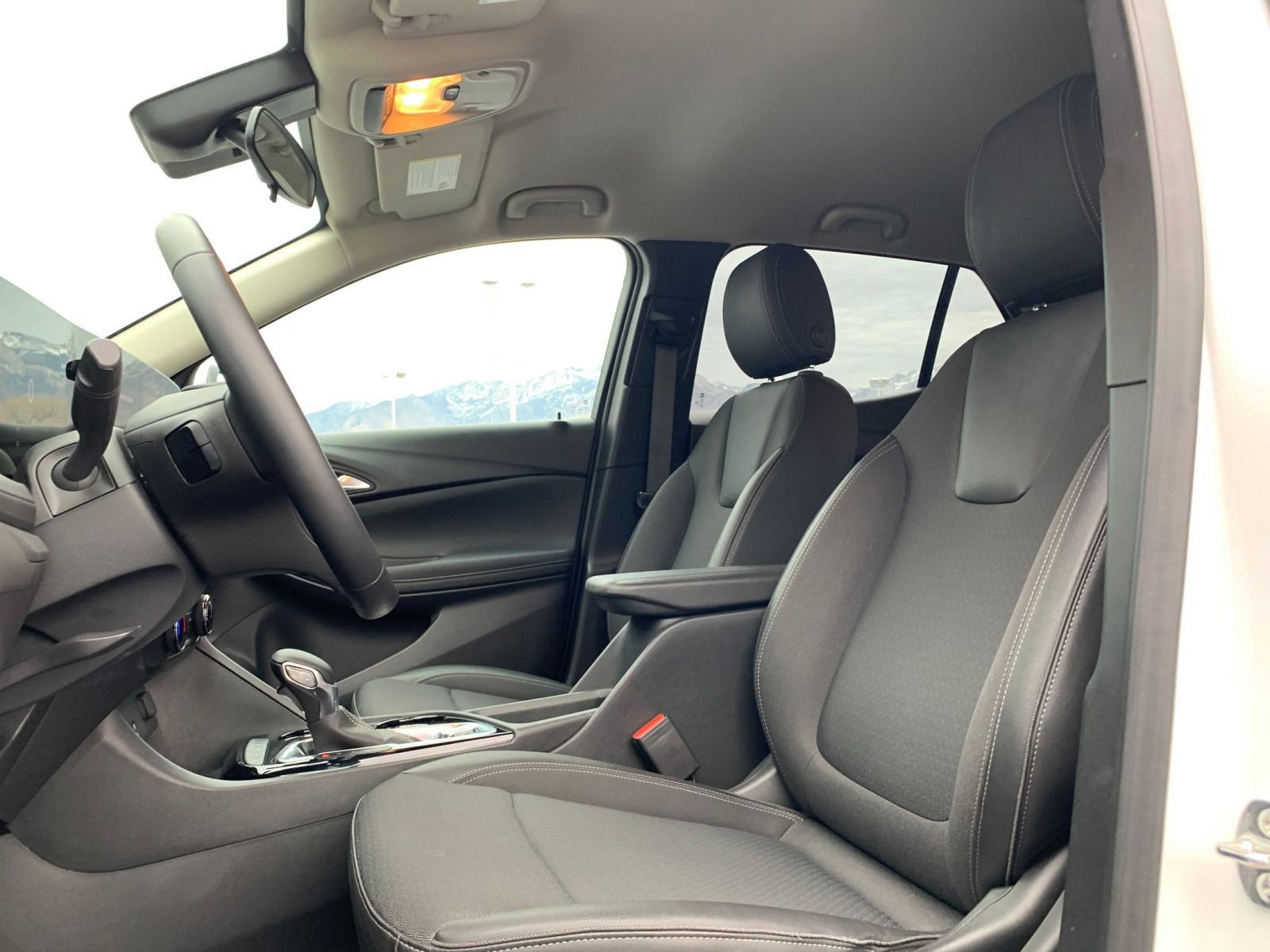 Thumbnail: 2025 Buick Encore GX - 24