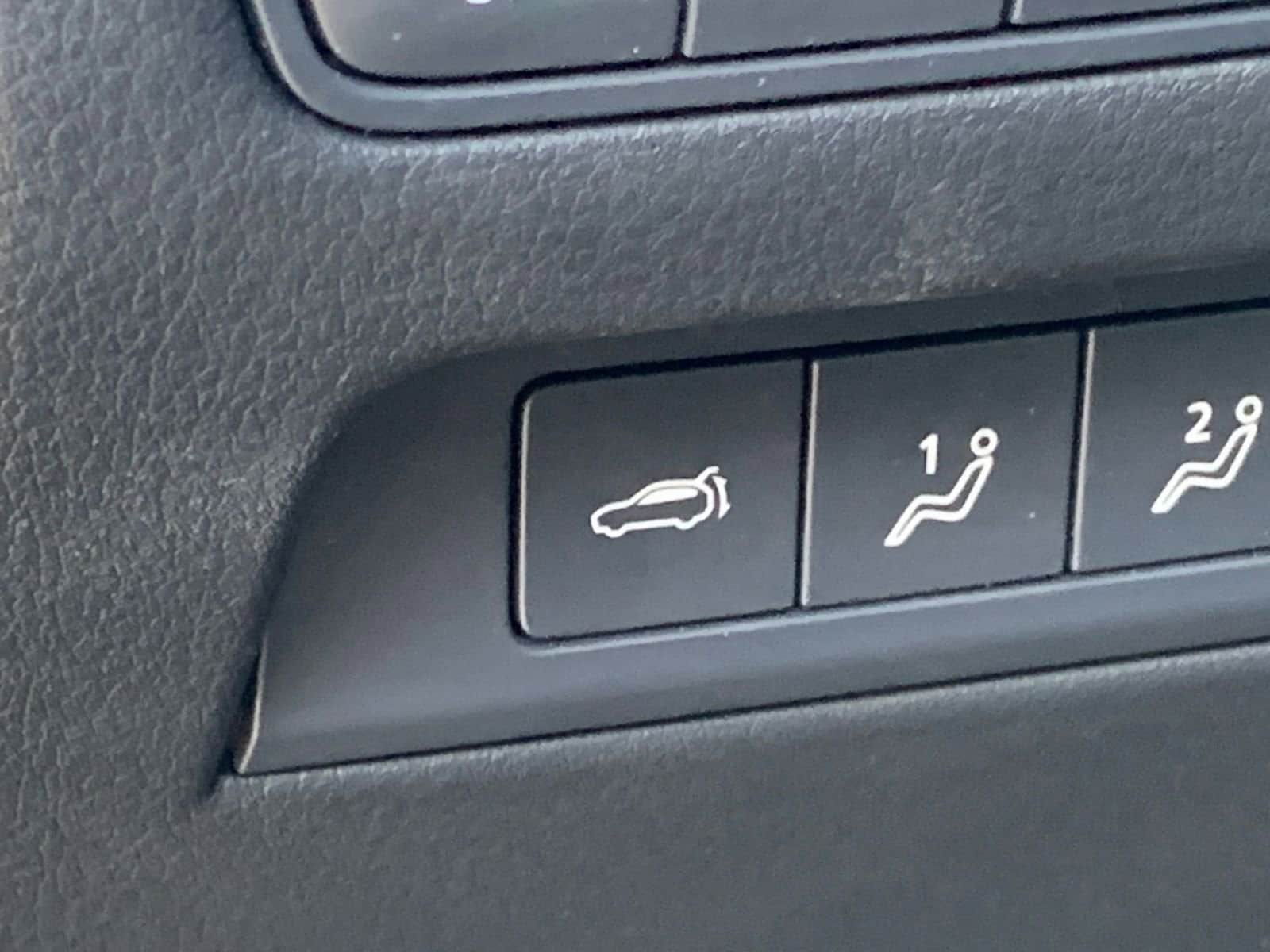 Thumbnail: 2025 Mazda CX-50 - 23