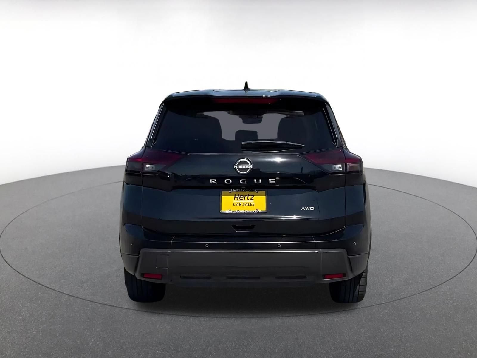 Thumbnail: 2025 Nissan Rogue - 12