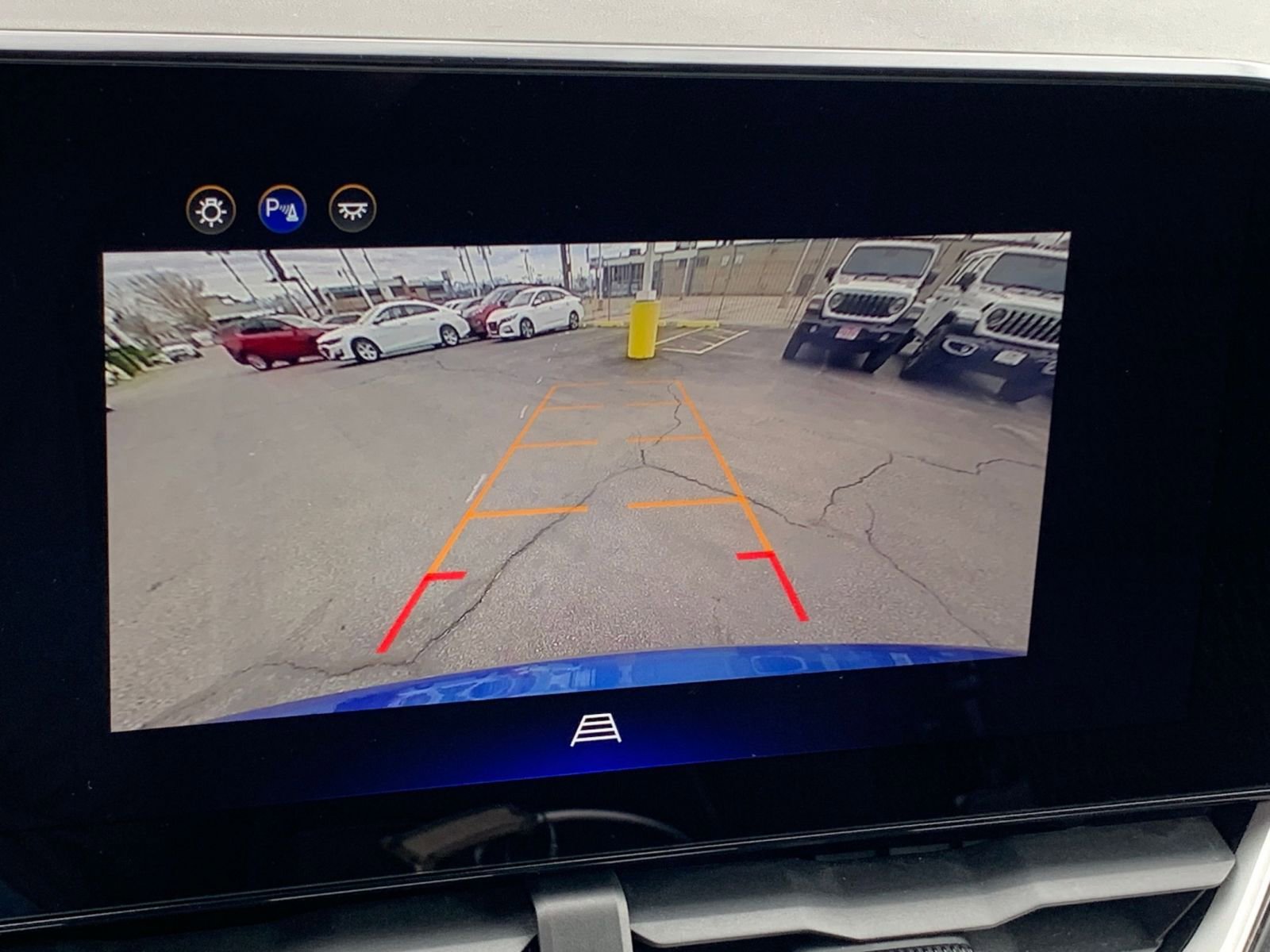 Thumbnail: 2025 Chevrolet Equinox - 23