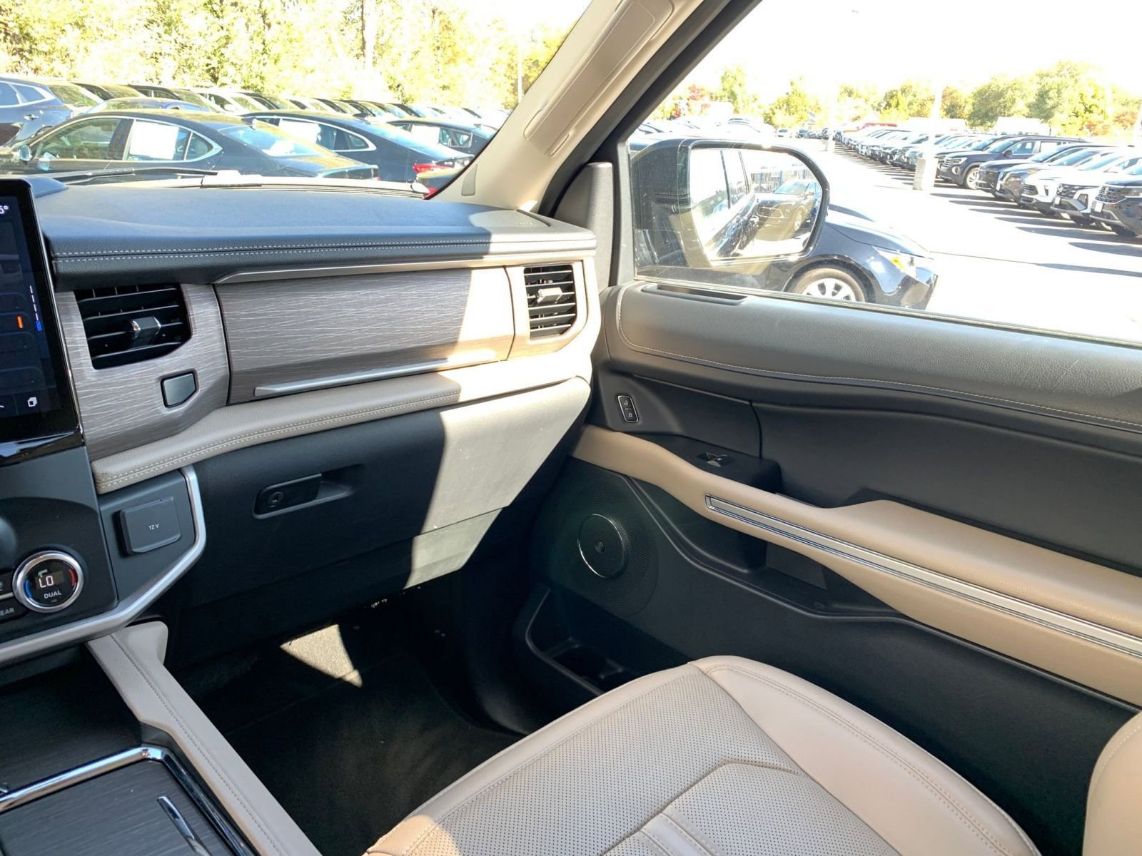 Thumbnail: 2024 Ford Expedition - 35