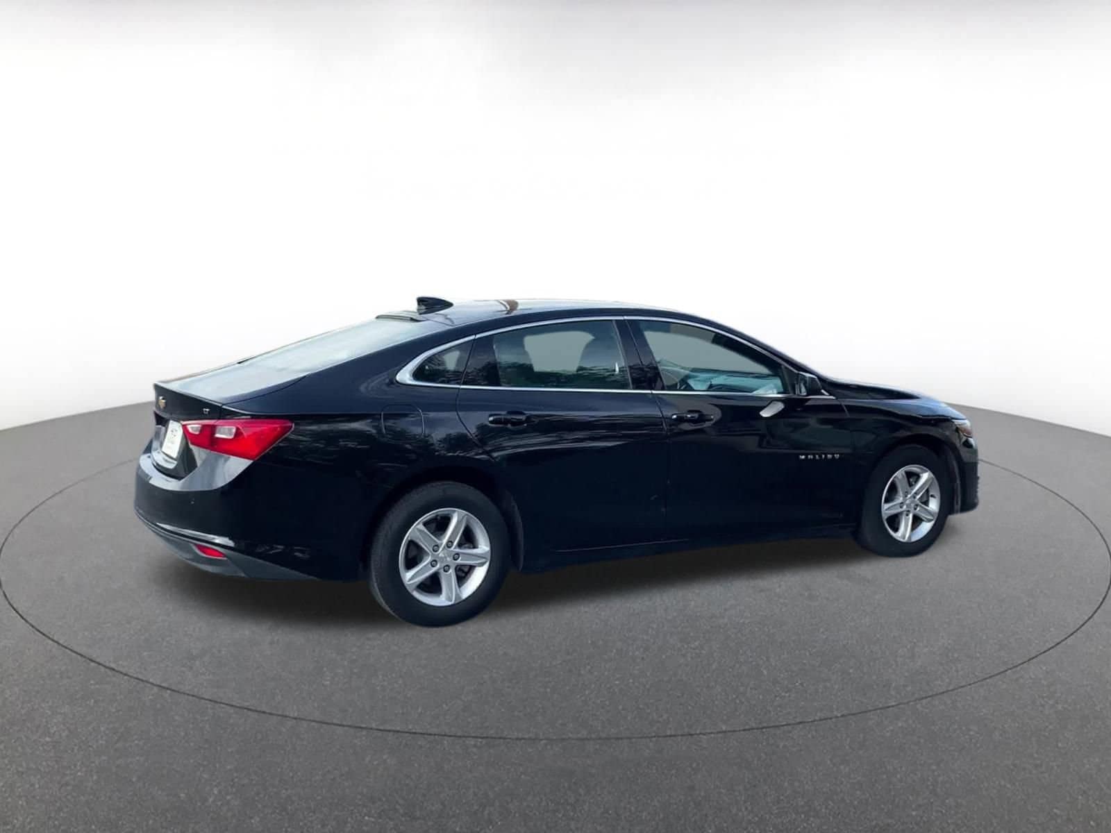 Thumbnail: 2024 Chevrolet Malibu - 15