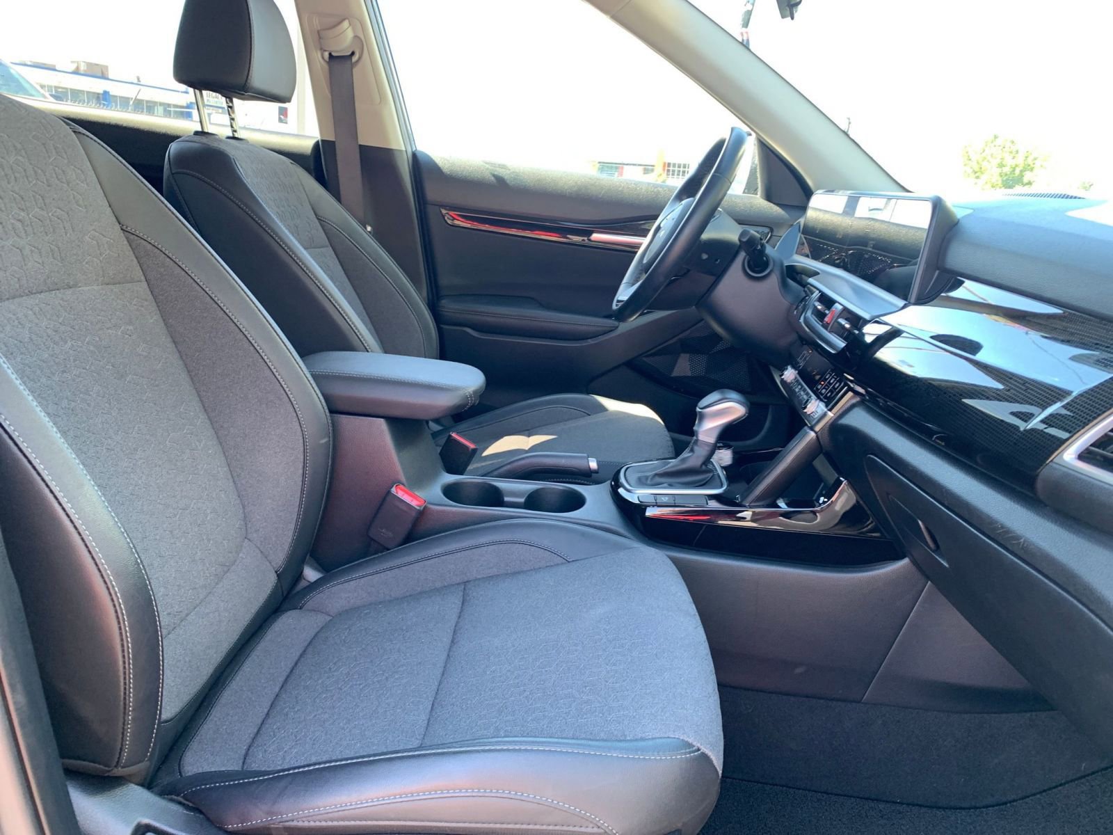 Thumbnail: 2025 Kia Seltos - 35