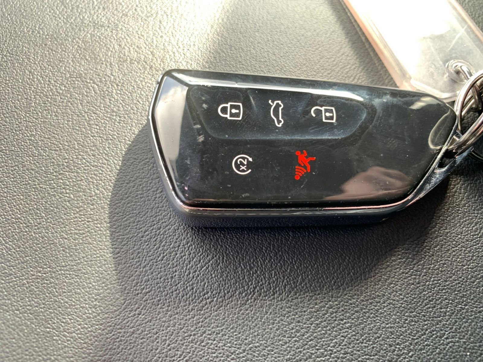 Thumbnail: 2025 Volkswagen Atlas - 27