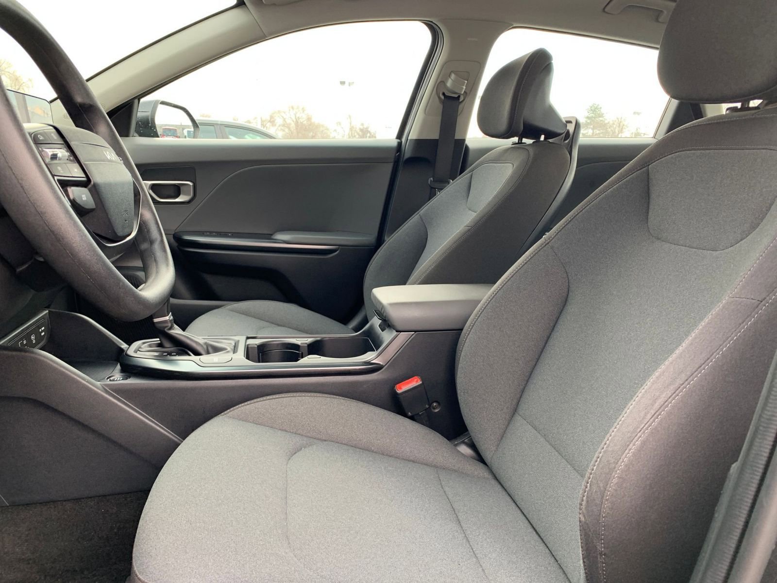 Thumbnail: 2025 Kia K4 - 25