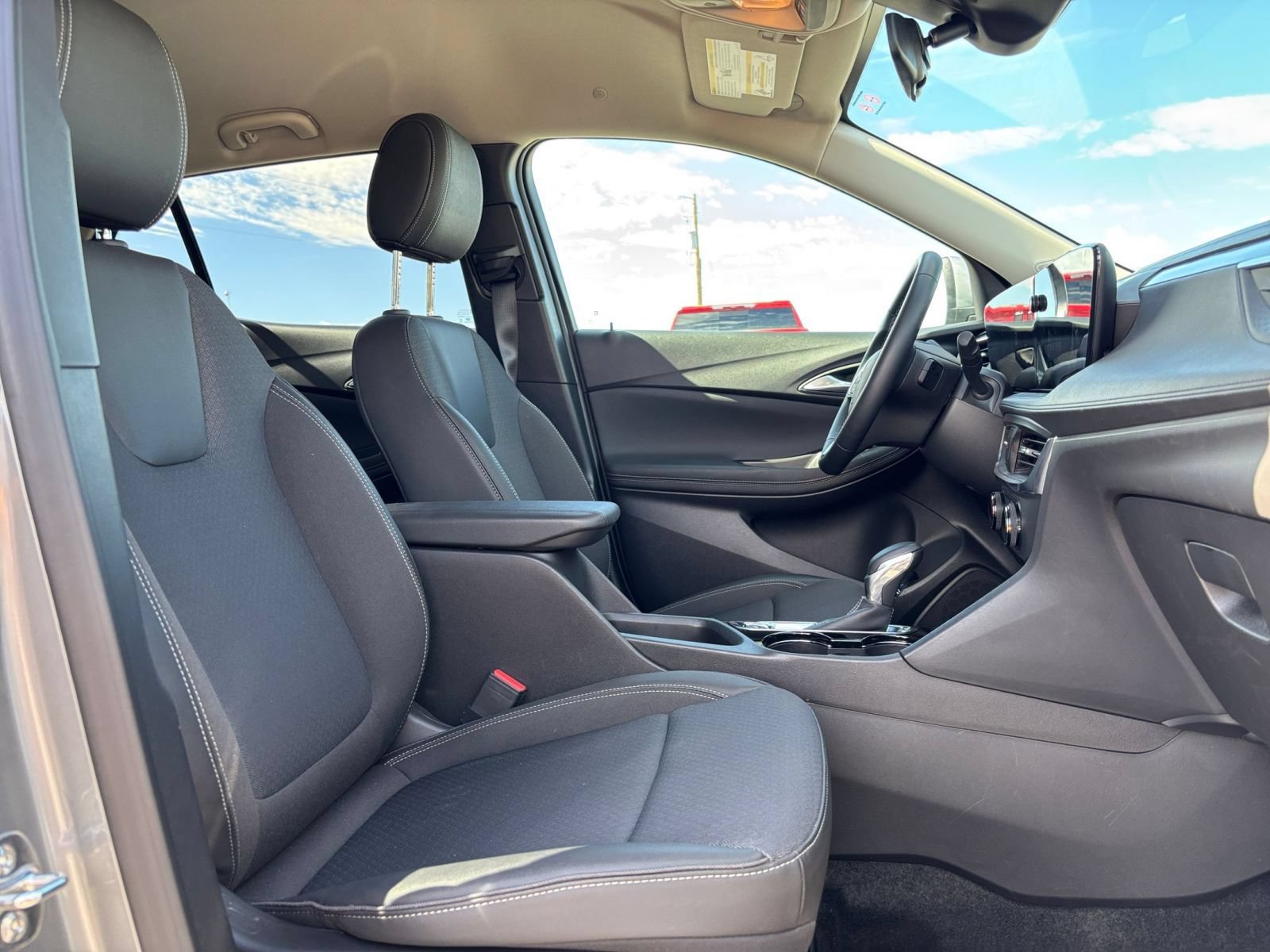Thumbnail: 2026 Buick Encore GX - 34