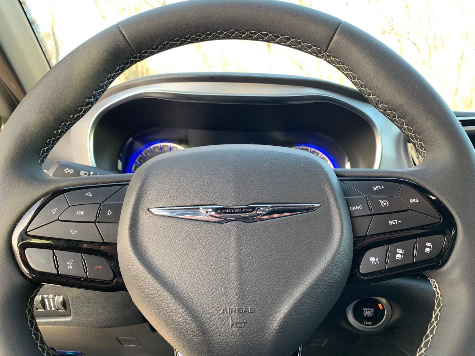 Thumbnail: 2025 Chrysler Pacifica - 31