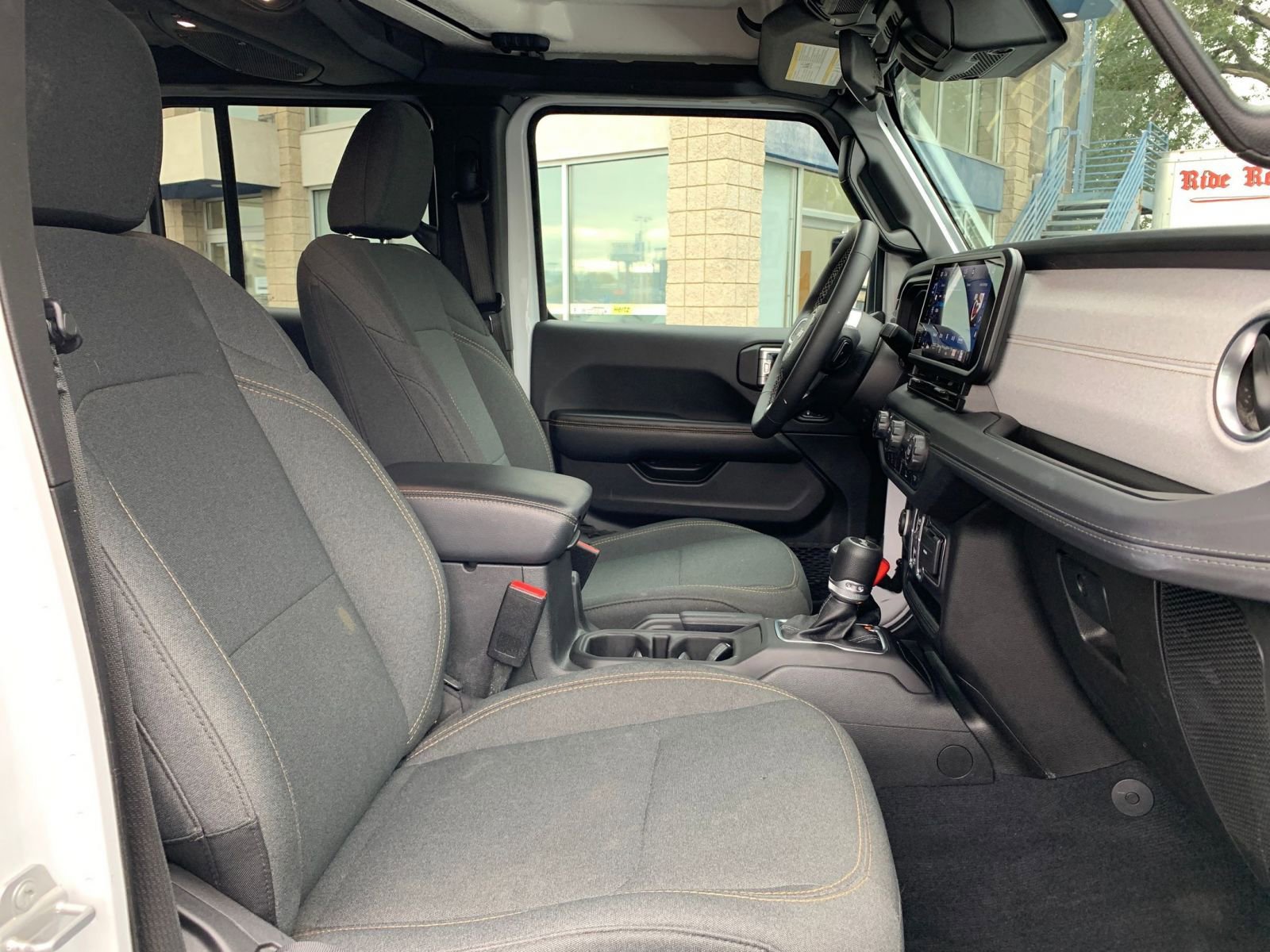 Thumbnail: 2025 Jeep Wrangler - 35