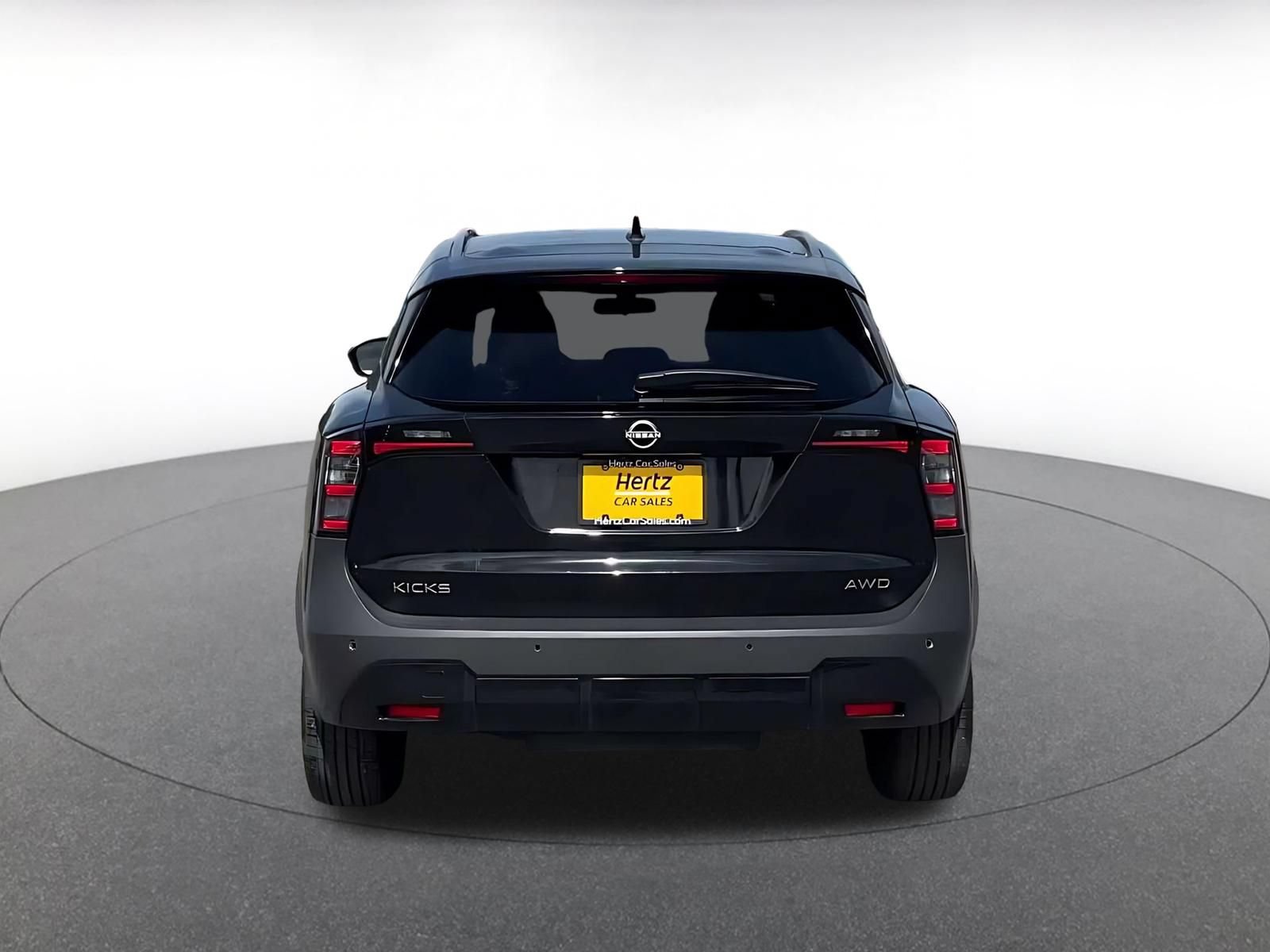 Thumbnail: 2026 Nissan Kicks - 12