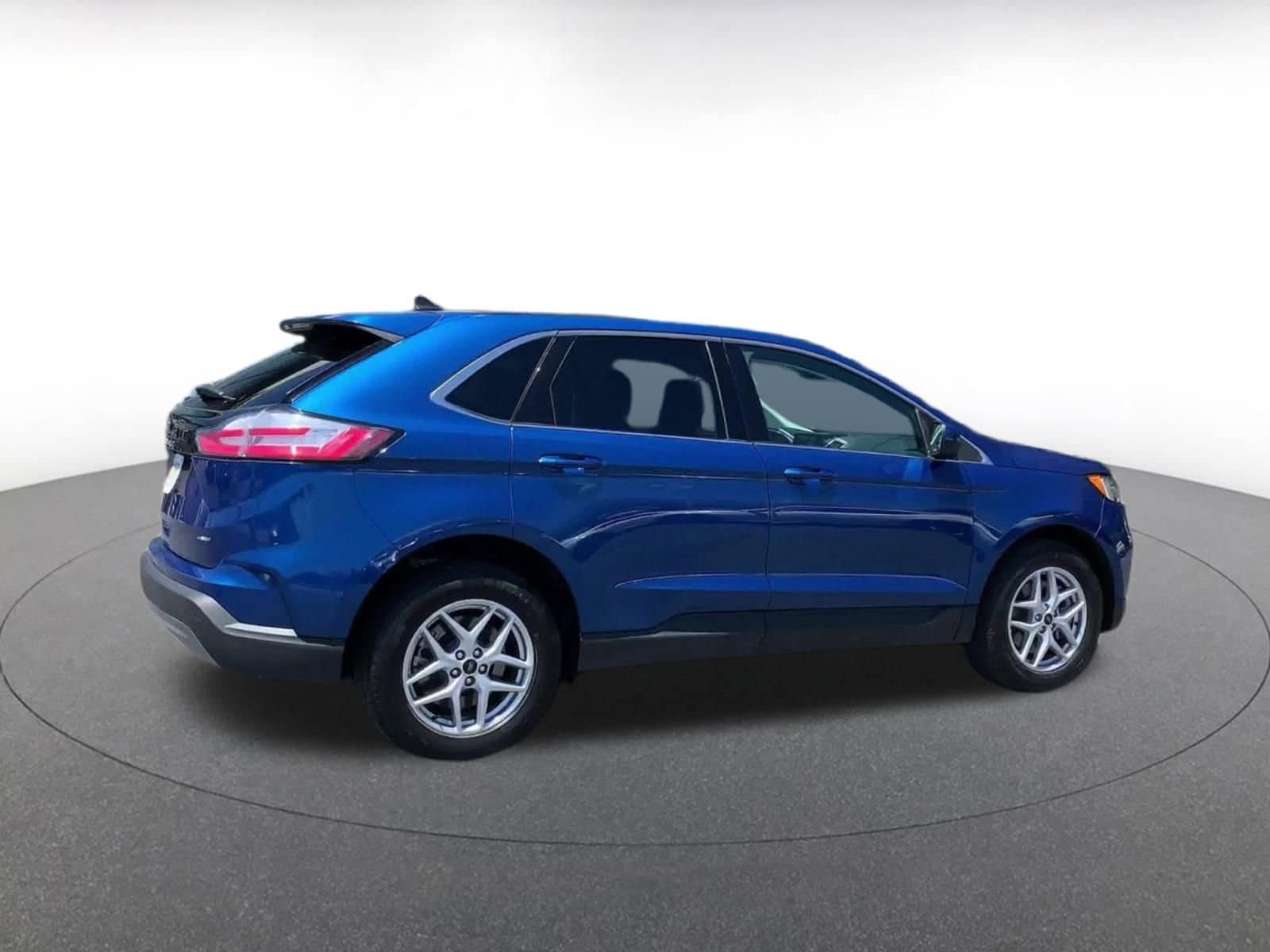 2024 Ford Edge SEL 15