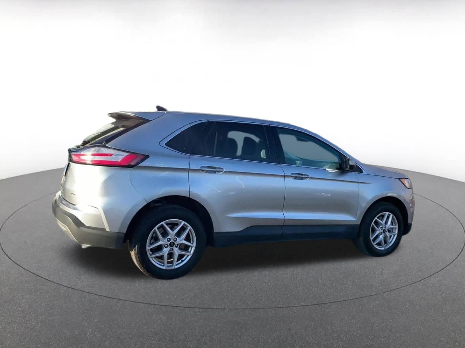 Thumbnail: 2024 Ford Edge - 15