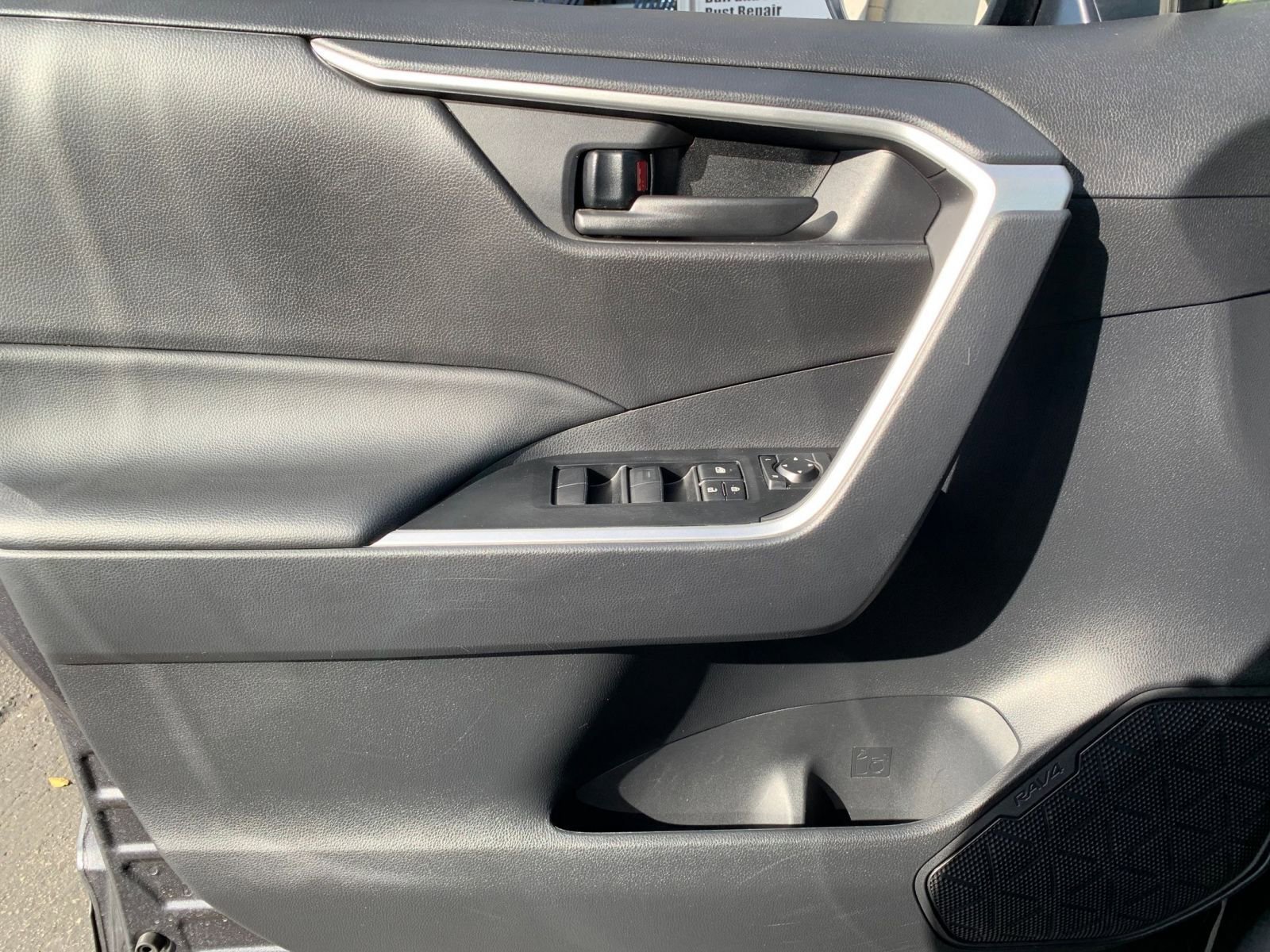 Thumbnail: 2025 Toyota RAV4 - 20