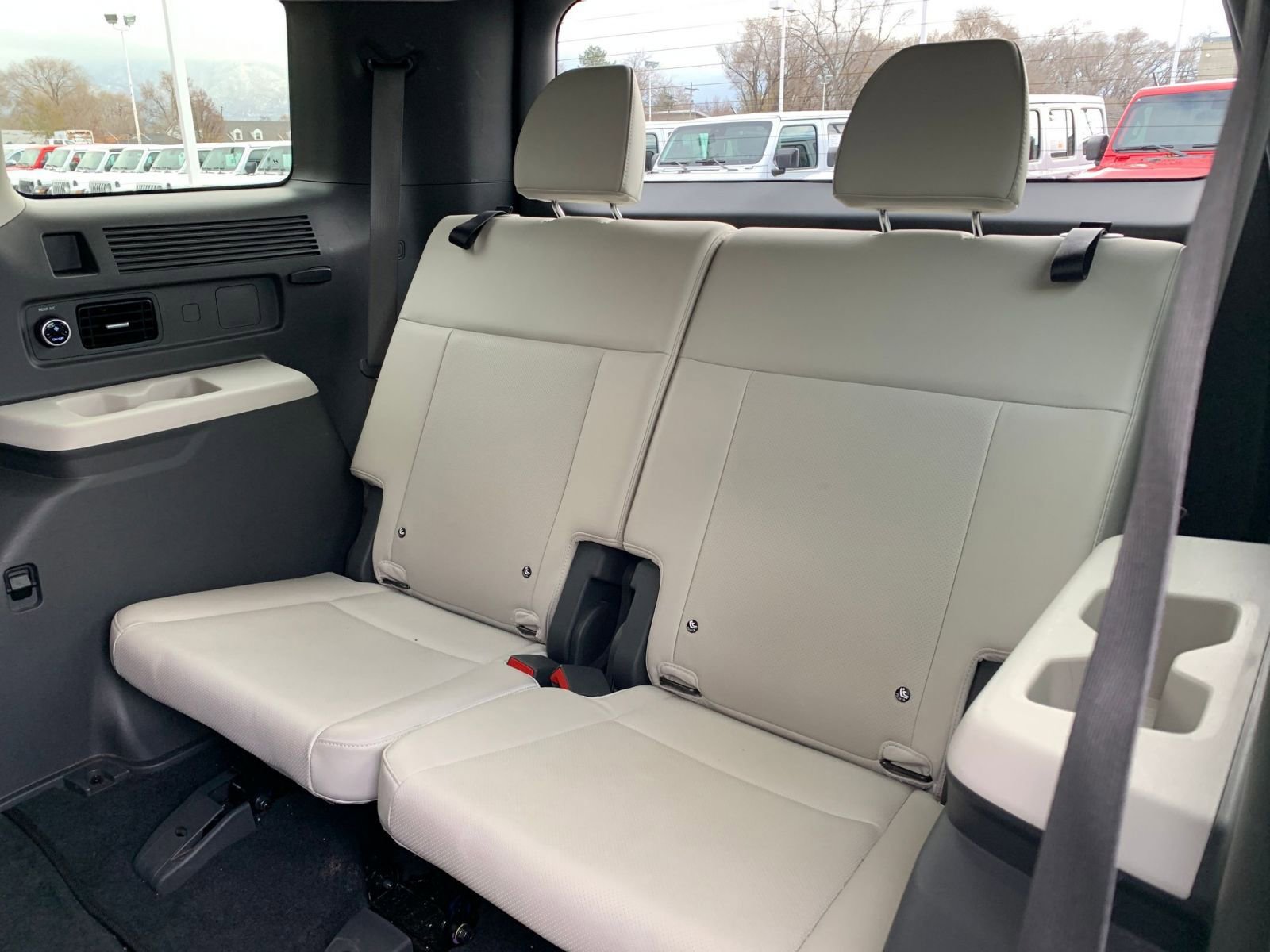 Thumbnail: 2025 Hyundai Santa Fe - 17