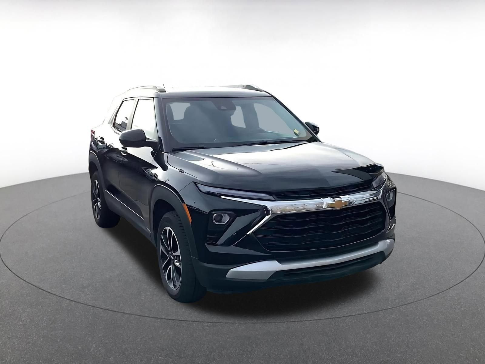 Thumbnail: 2025 Chevrolet TrailBlazer - 3
