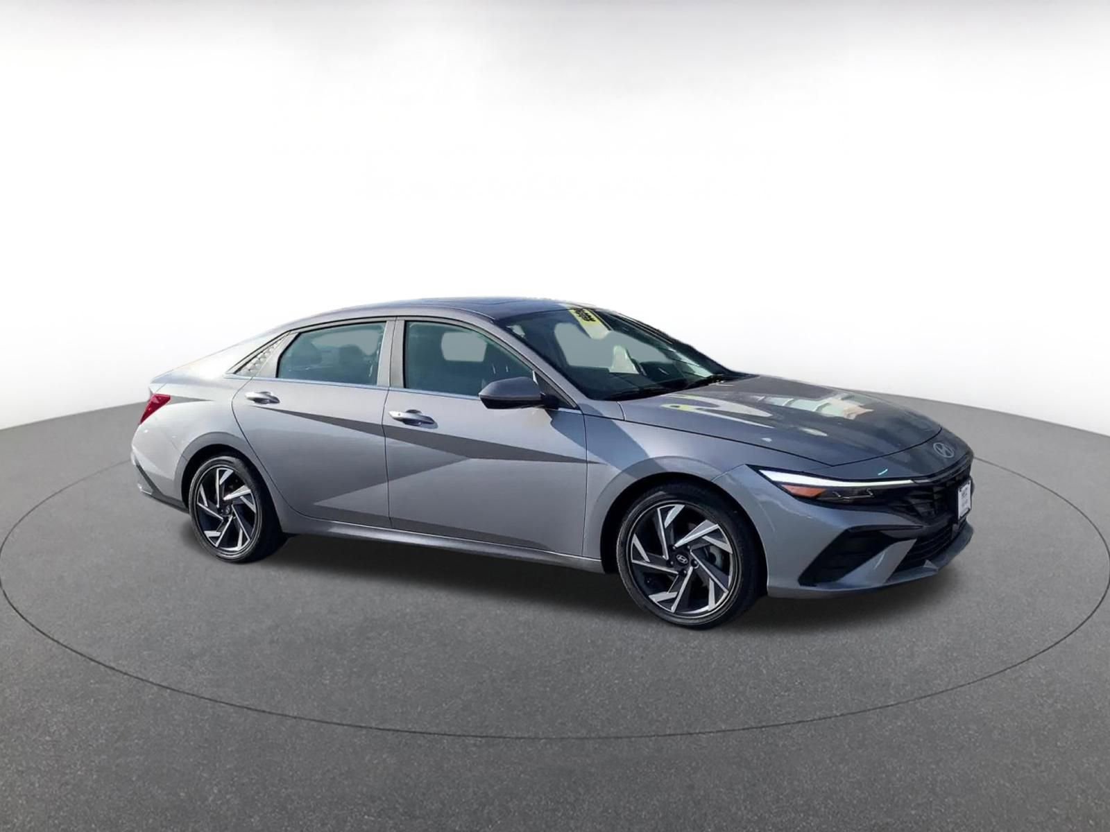 Thumbnail: 2025 Hyundai Elantra - 2