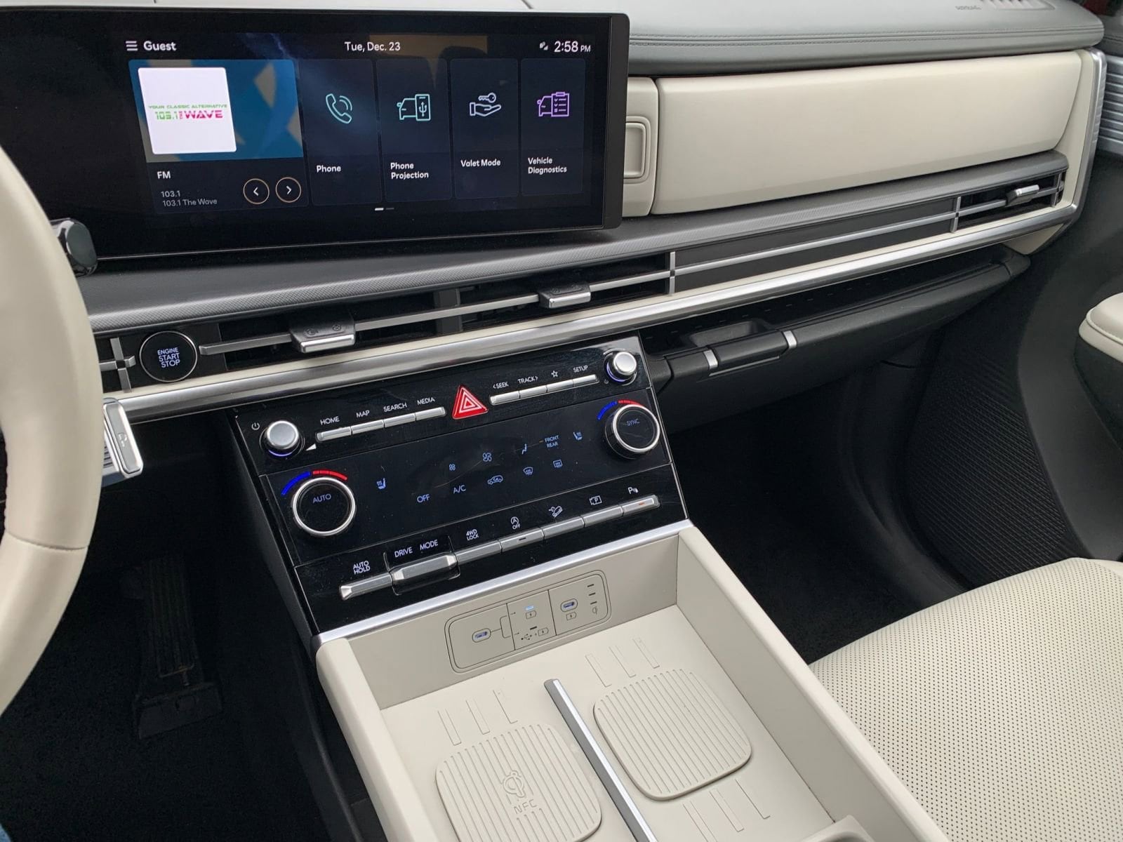 Thumbnail: 2025 Hyundai Santa Fe - 17