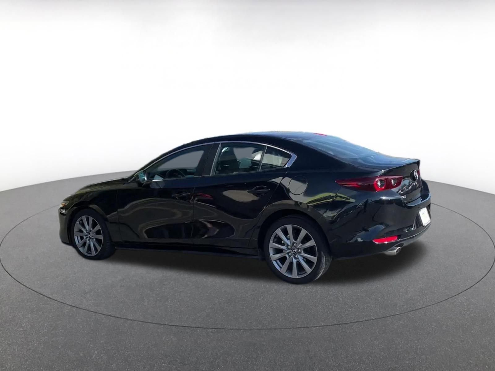 Thumbnail: 2025 Mazda Mazda3 - 10