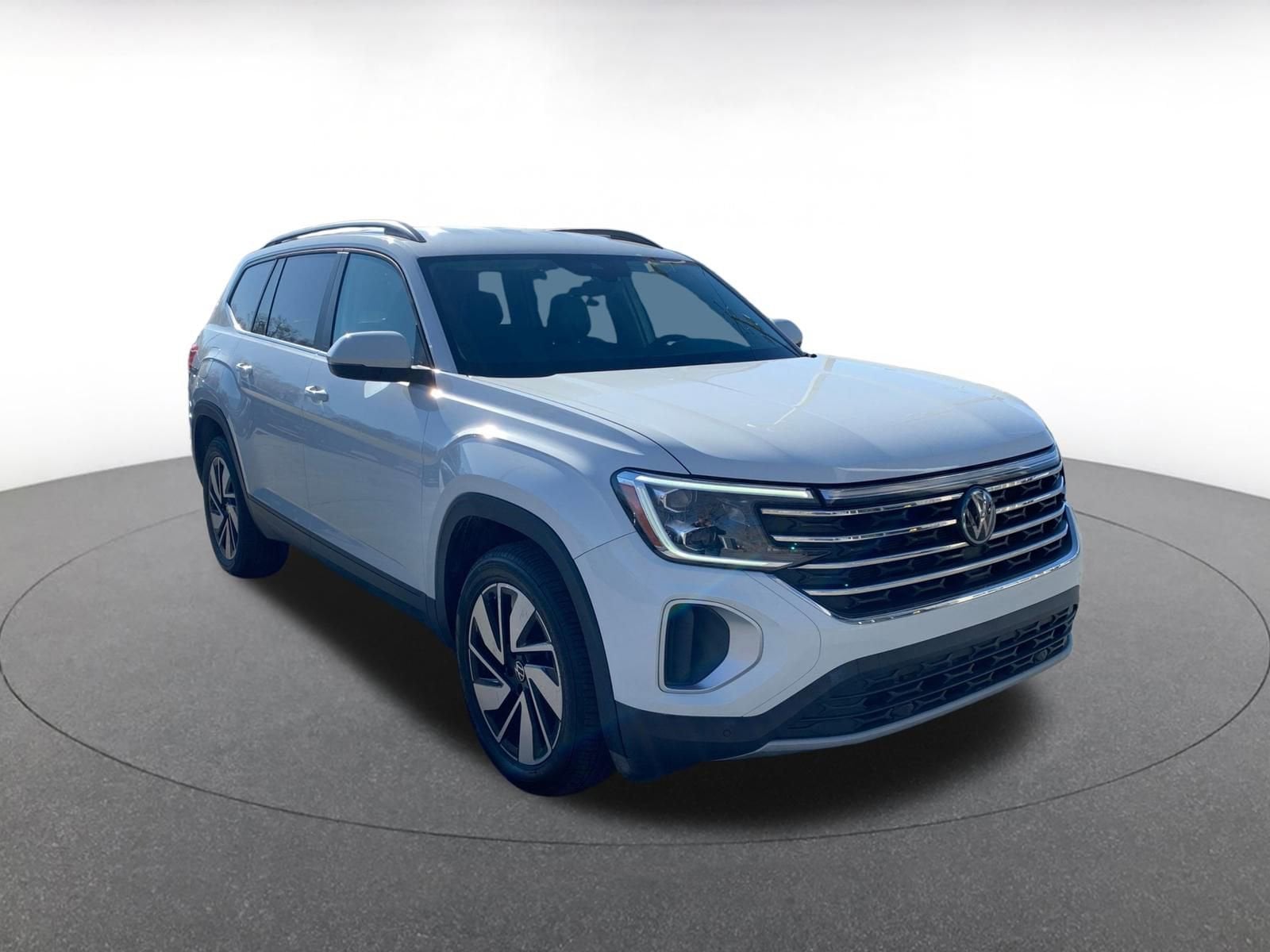 Thumbnail: 2024 Volkswagen Atlas - 1