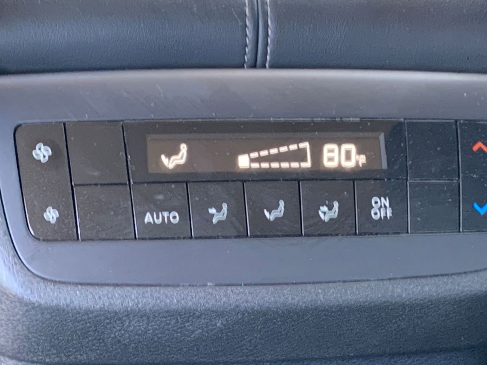 Thumbnail: 2025 Nissan Pathfinder - 24