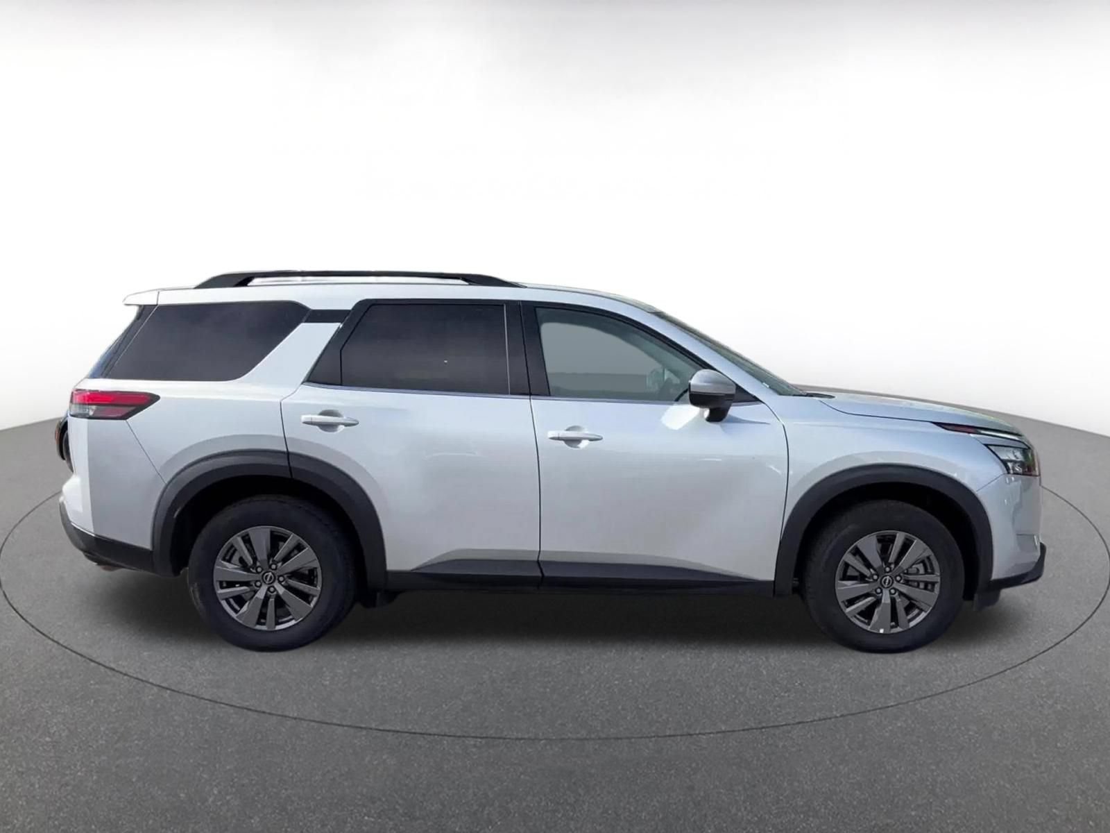 Thumbnail: 2025 Nissan Pathfinder - 15
