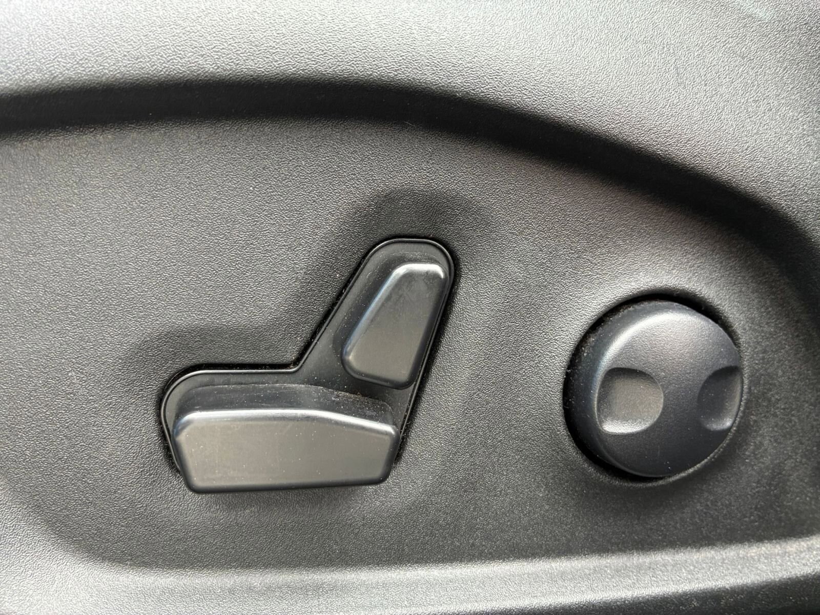 Thumbnail: 2025 Jeep Compass - 22