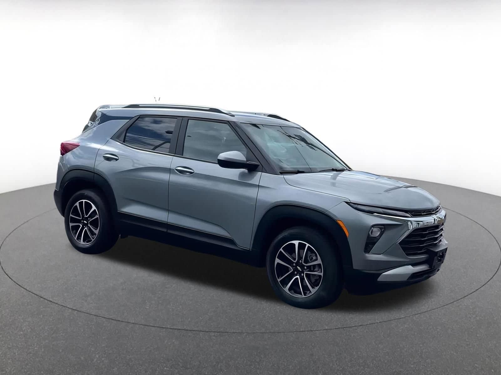 Thumbnail: 2025 Chevrolet TrailBlazer - 2