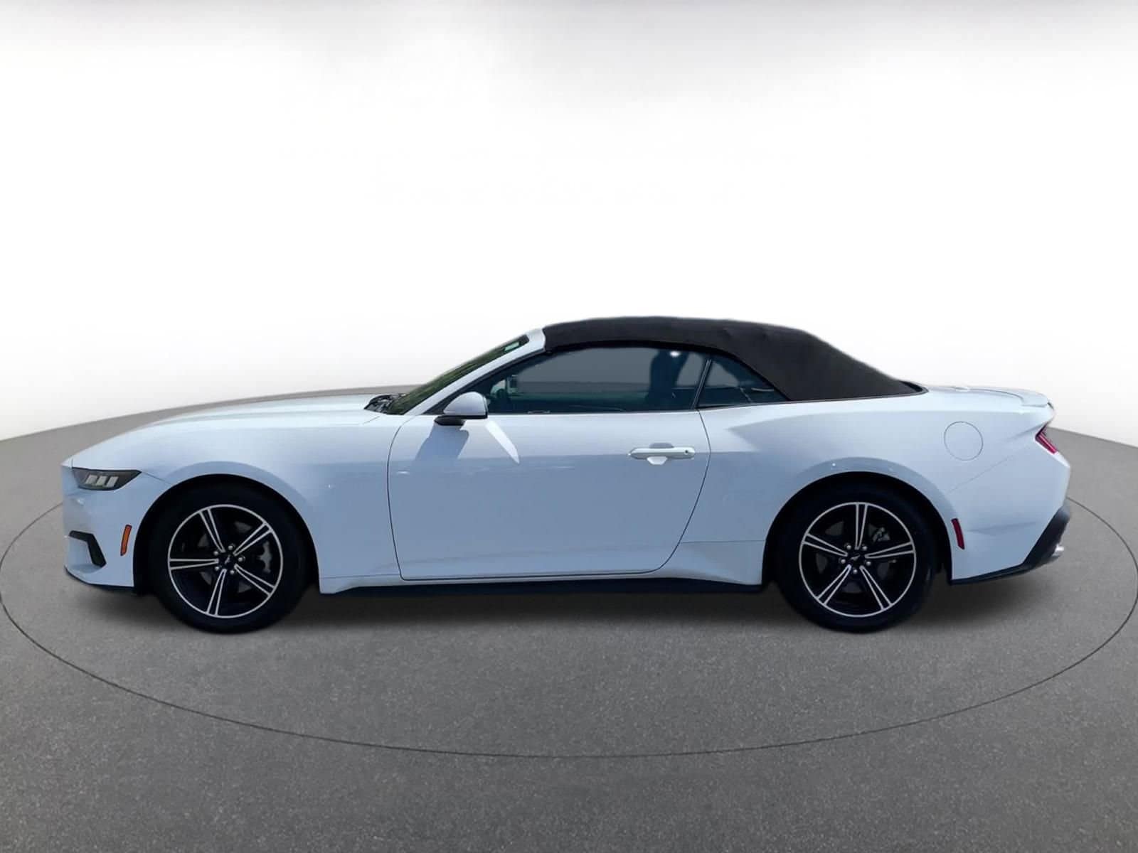 Thumbnail: 2024 Ford Mustang - 9