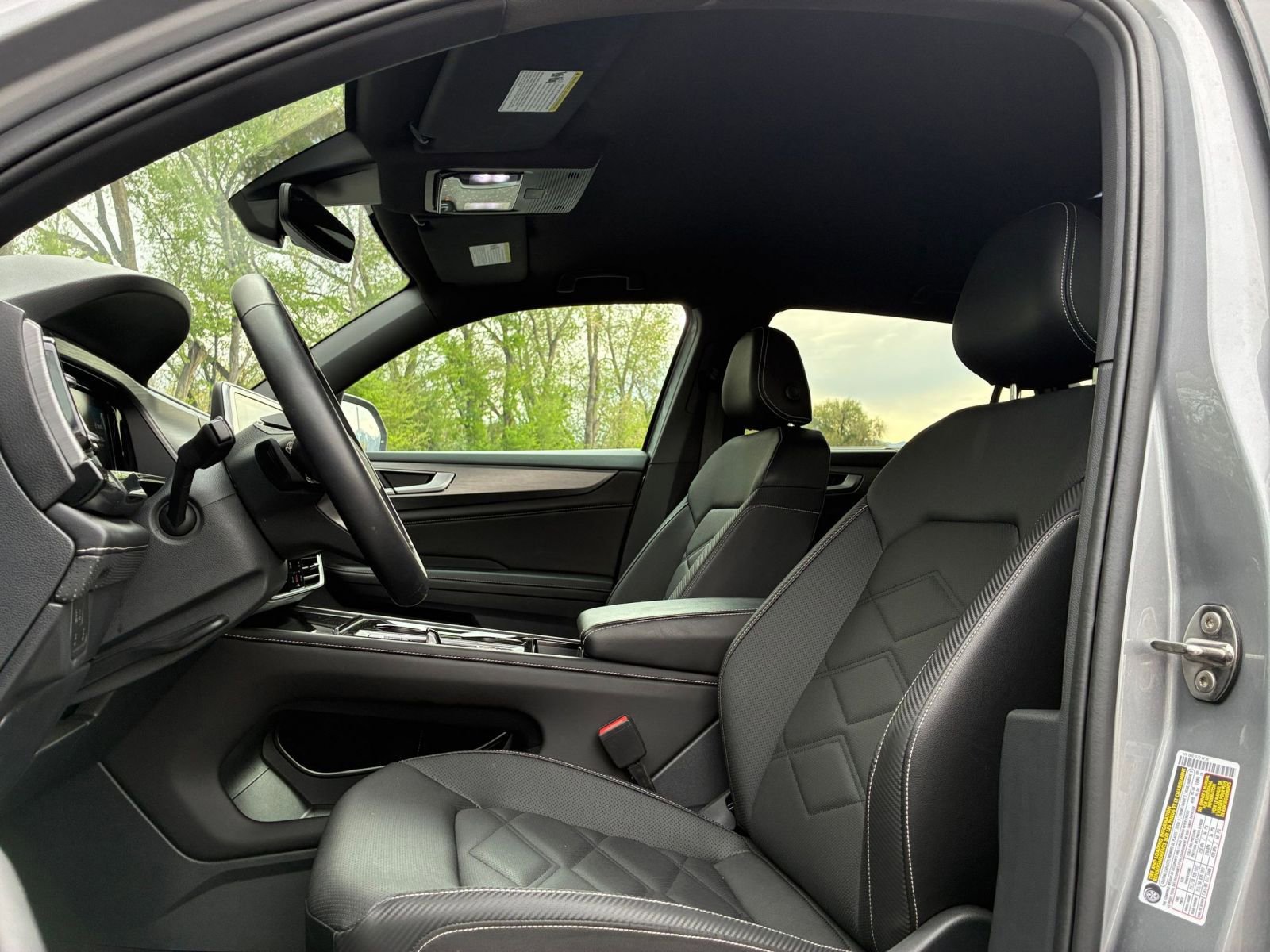 Thumbnail: 2025 Volkswagen Atlas - 29