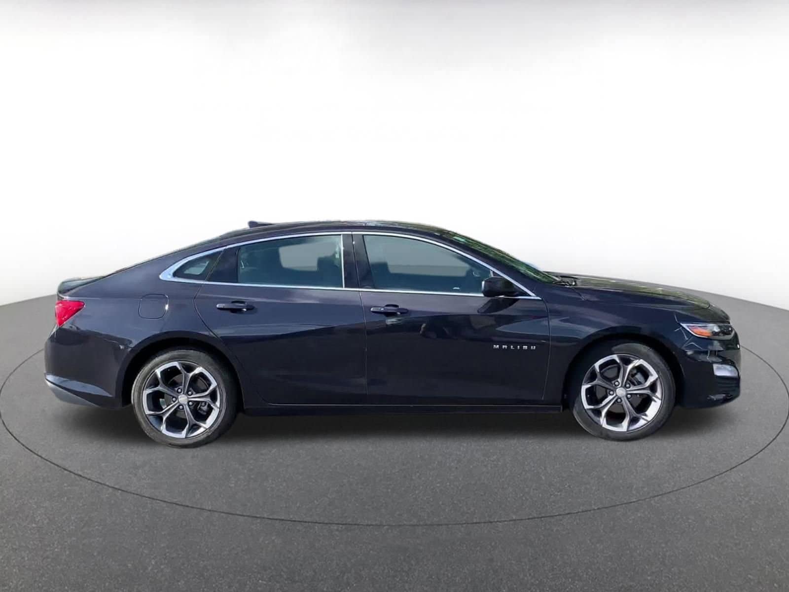 Thumbnail: 2023 Chevrolet Malibu - 16