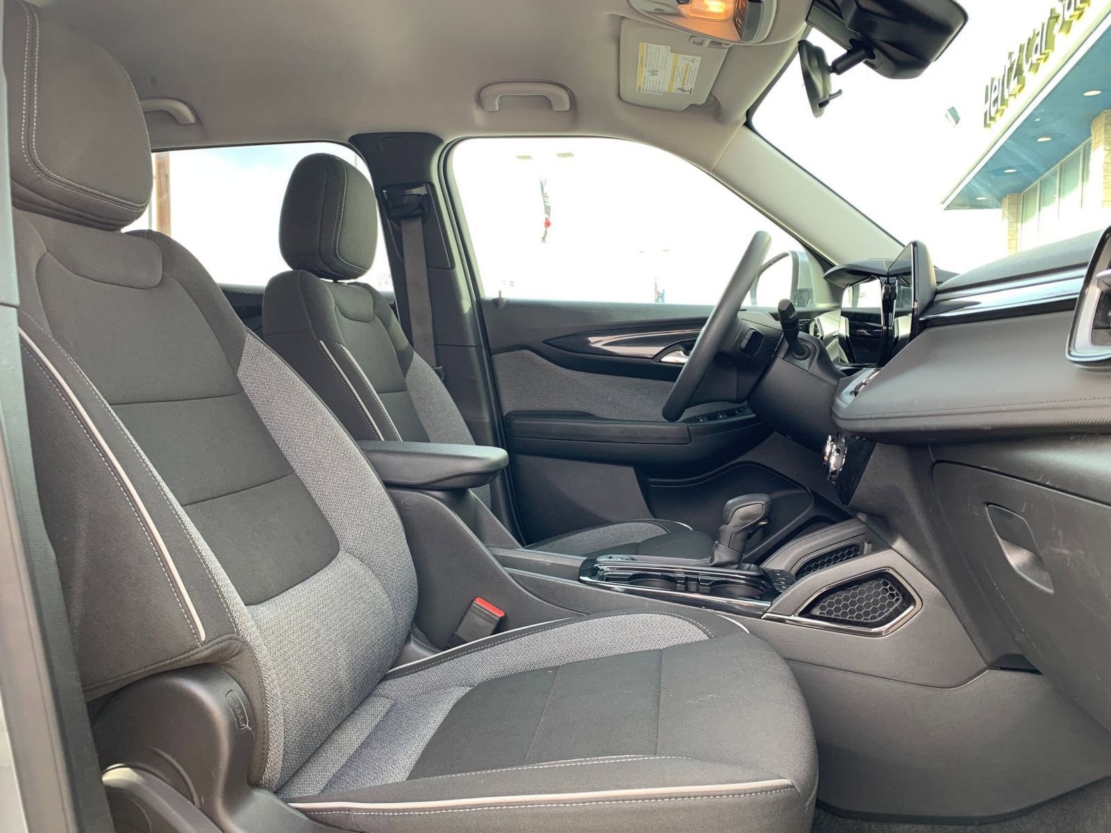 Thumbnail: 2025 Chevrolet TrailBlazer - 34