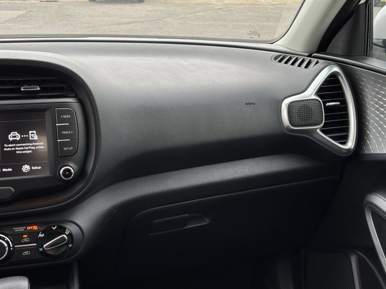 Thumbnail: 2025 Kia Soul - 32