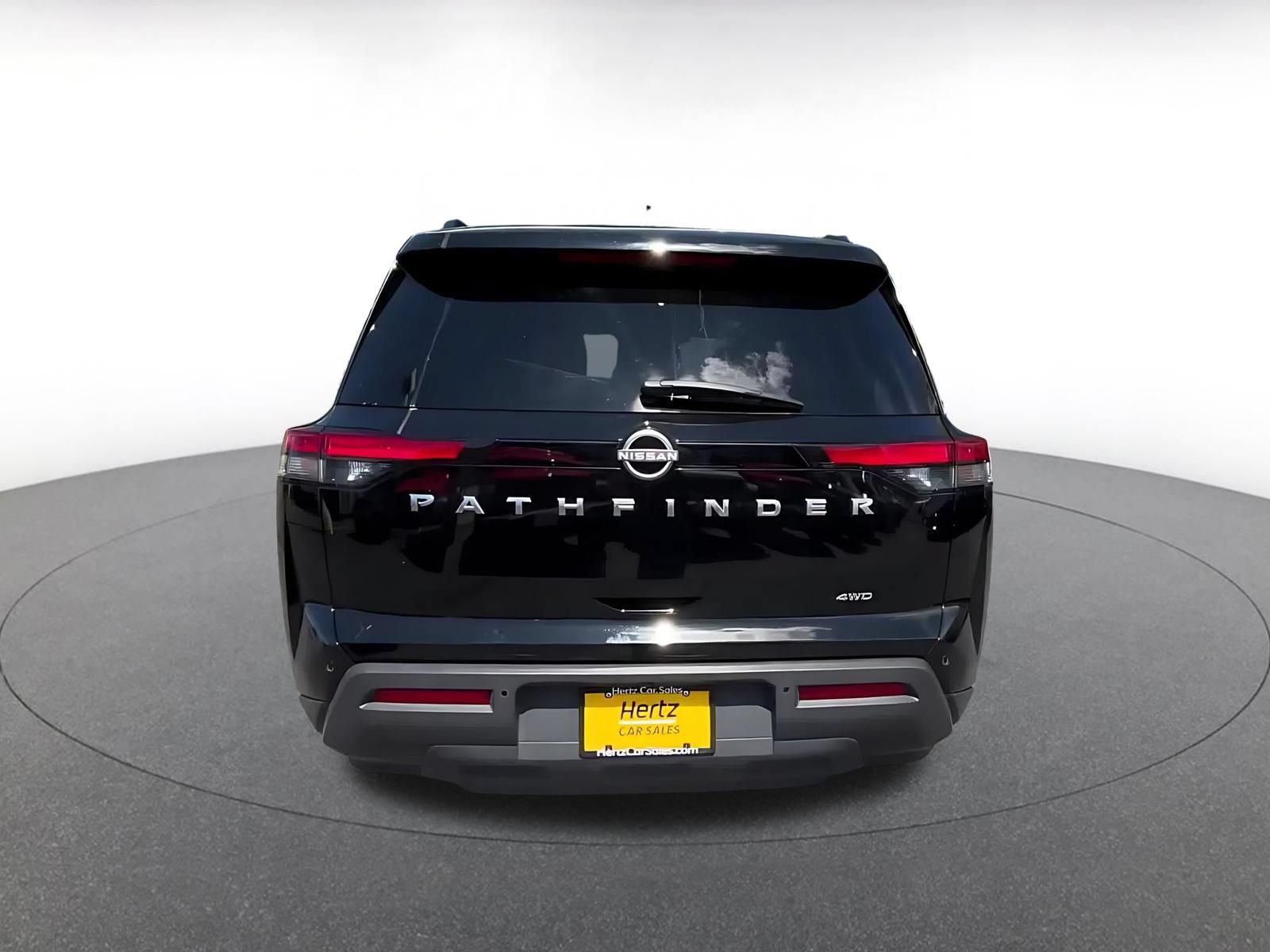 Thumbnail: 2025 Nissan Pathfinder - 12